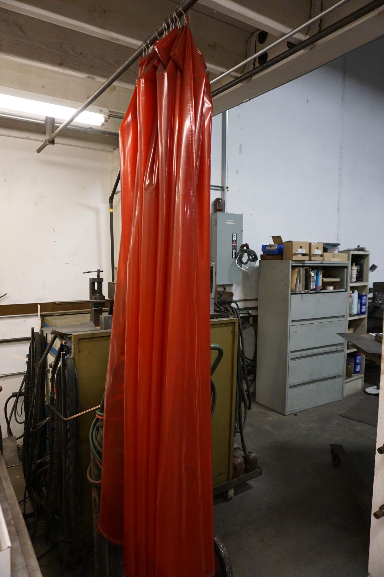 CABINETS WITH MISC. CONTENTS TO WELDING RODS, MASKS, VICTOR PRESSURE GAUGE, WELDING CURTAINS, AND - Image 6 of 7