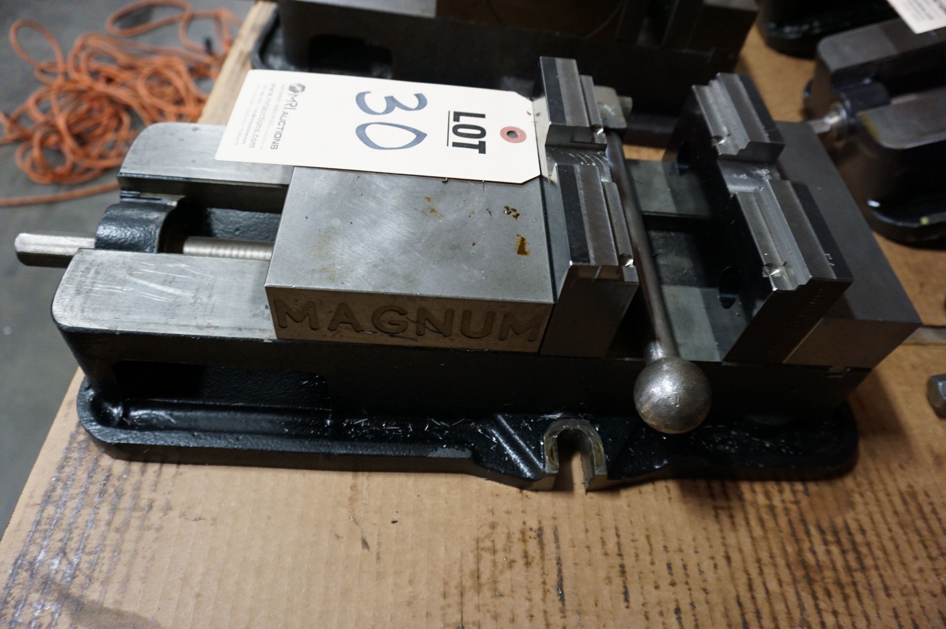 MAGNUM 6" MACHINE VISE - Image 2 of 2