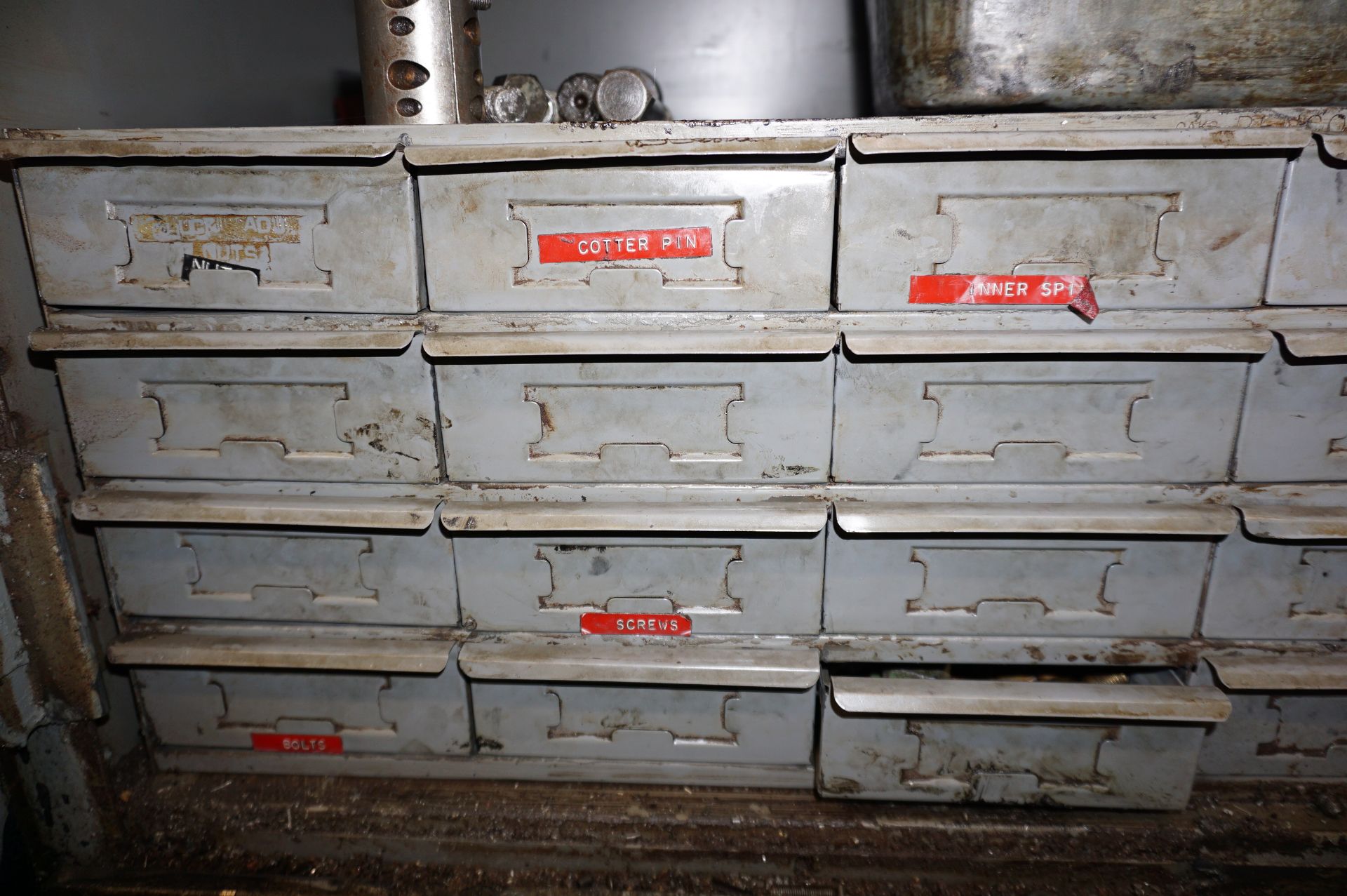 LOT TO INCLUDE: (2) STEEL SHOP CABINETS WITH MISC. HARDWARE - SHAVES, PINS, ROLLS, CLAMPS, BUS BARS, - Image 21 of 24