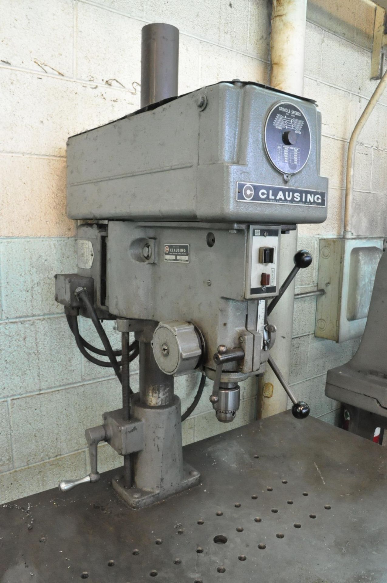 CLAUSING MODEL 1634 15” TABLE TYPE DRILL PRESS, S/N 122212, 48” X 24” TABLE, ¾ HP MOTOR, WITH - Image 3 of 5