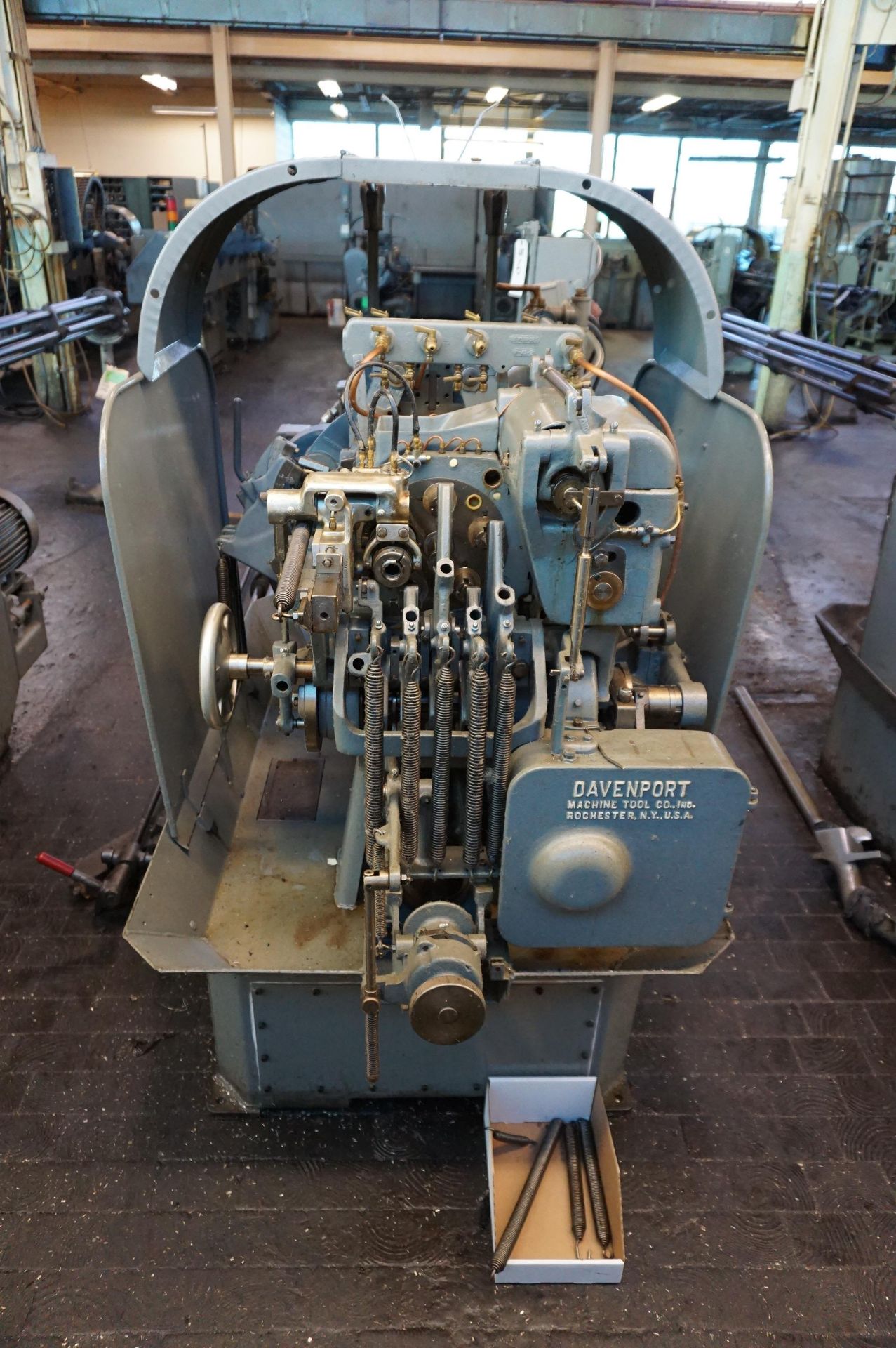 LONG BED 1963 DAVENPORT MODEL B ¾” OVERSIZE 5-SPINDLE AUTOMATIC BAR MACHINE, S/N 9053M MISSING 1ST - Image 4 of 4