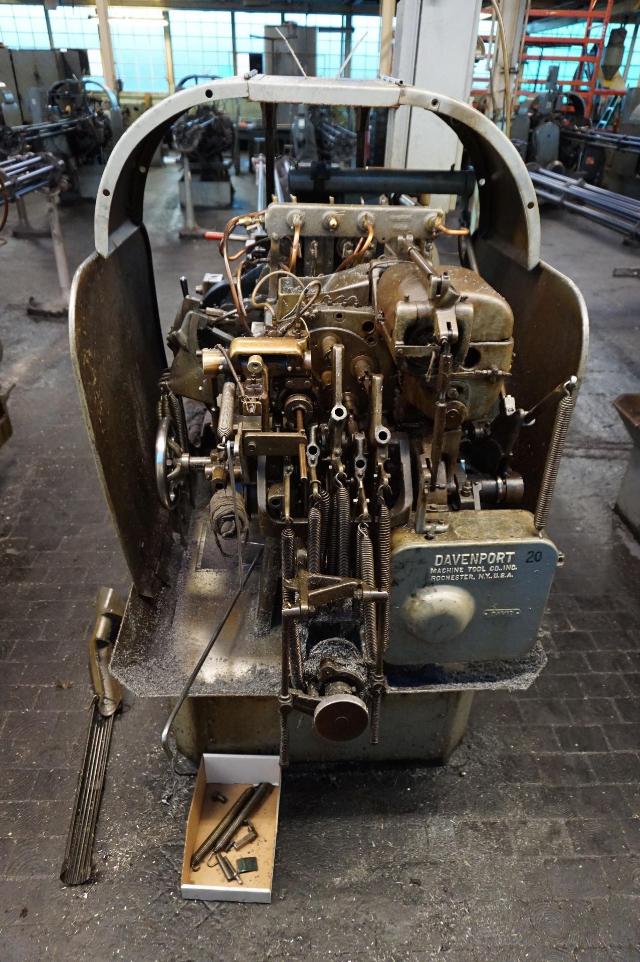 1948 DAVENPORT MODEL B 3/4" OVERSIZE 5-SPINDLE AUTOMATIC BAR MACHINE. S/N 4756, PICK OFF, 2 - Image 4 of 8