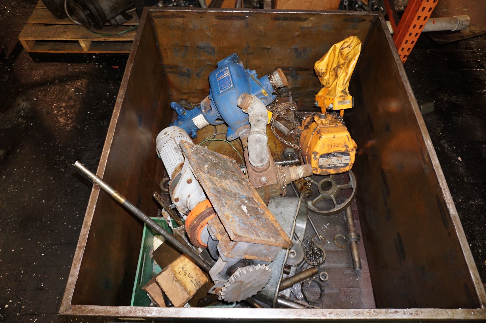 STEEL BIN WITH CONTENTS TO INCLUDE: SELF PRIMING CENTRIFUGAL PUMP S/N 1310572, MODEL 82E52-B, - Image 2 of 5
