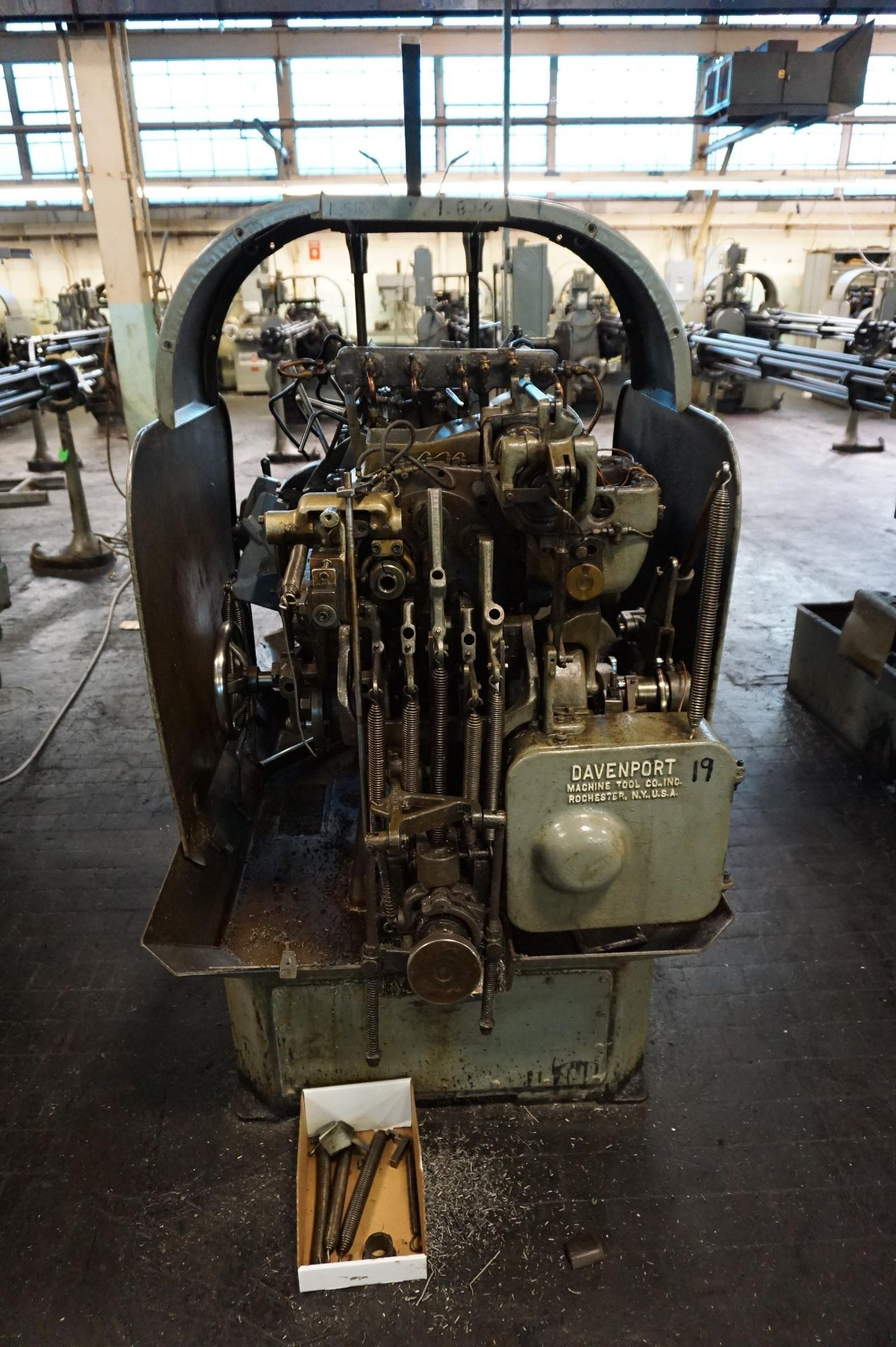 1947 DAVENPORT MODEL B 3/4" OVERSIZE 5-SPINDLE AUTOMATIC BAR MACHINE. S/N 2415, PICK OFF, 2 - Image 4 of 8