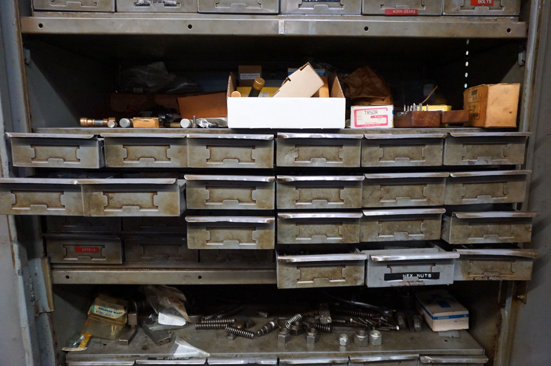 LOT TO INCLUDE: (2) STEEL SHOP CABINETS WITH MISC. HARDWARE - SHAVES, PINS, ROLLS, CLAMPS, BUS BARS, - Image 11 of 24