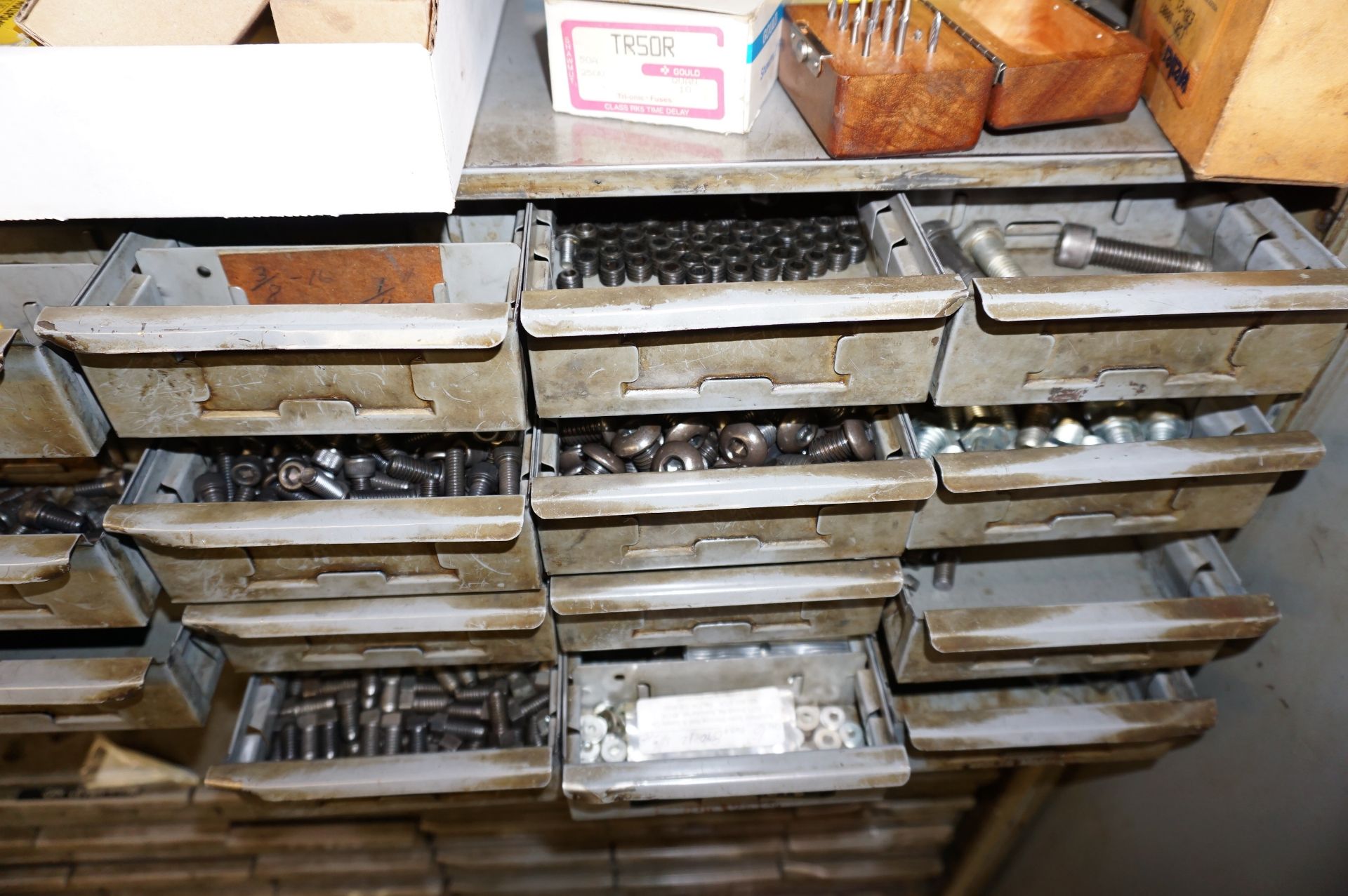 LOT TO INCLUDE: (2) STEEL SHOP CABINETS WITH MISC. HARDWARE - SHAVES, PINS, ROLLS, CLAMPS, BUS BARS, - Image 13 of 24