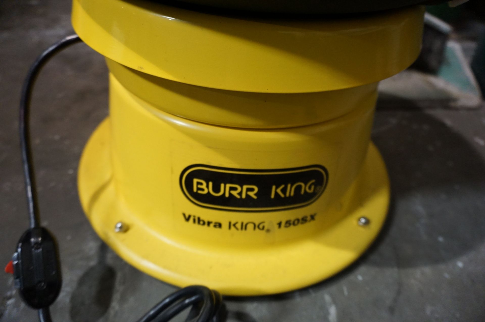 NEW BURR KING VIBRA KING 150SX VIBRATORY BOWL - Image 3 of 4