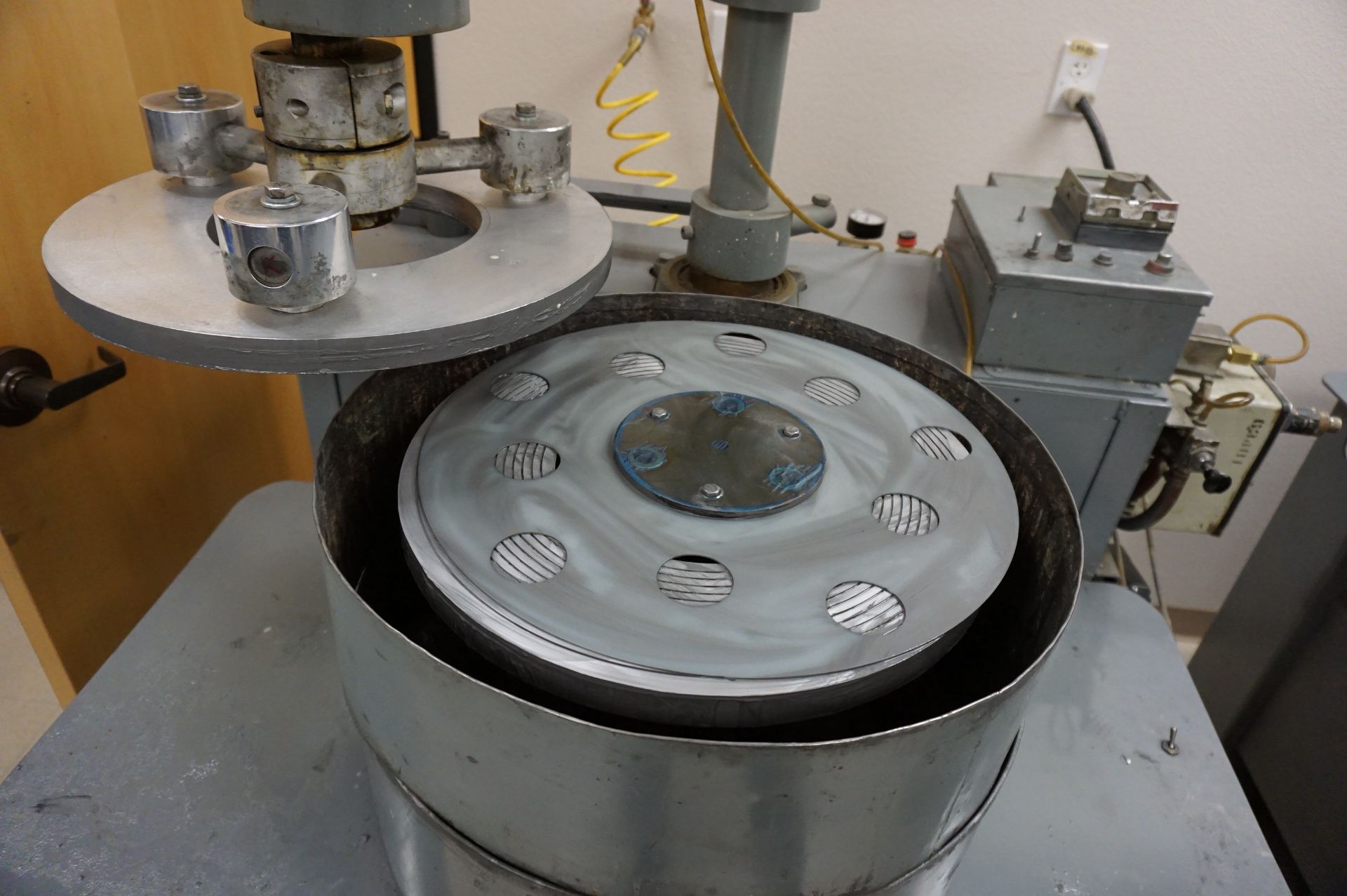 DKM CUSTOM DOUBLE SIDED LAPPING MACHINE, 16" PLATES - Image 5 of 13