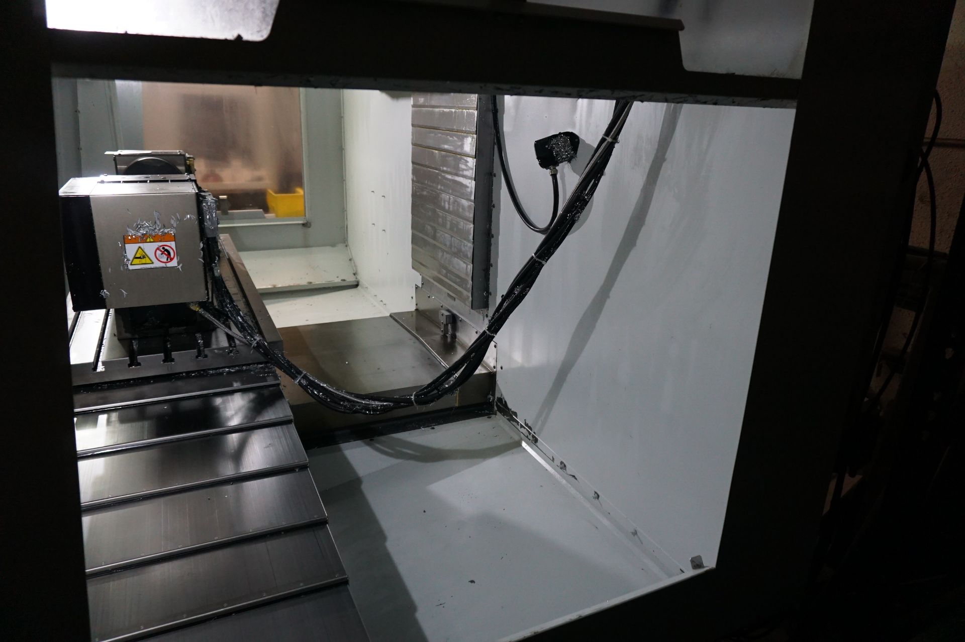 HAAS VF5XT 50 TAPER VERTICAL MACHINING CENTER New: 10/2016, S/N 1133512, 60” X 26” X 25” FULL 5th - Image 7 of 13