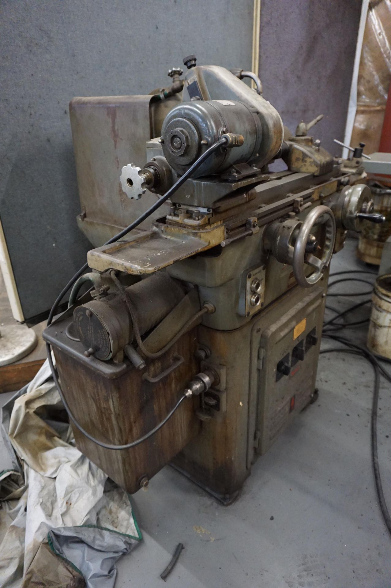 MYFORD MG12 OD CYLINDRICAL GRINDER, 12" WHEEL, S/N S45865, WITH ROLLING SHOP CABINET TO INCLUDE: - Image 4 of 9