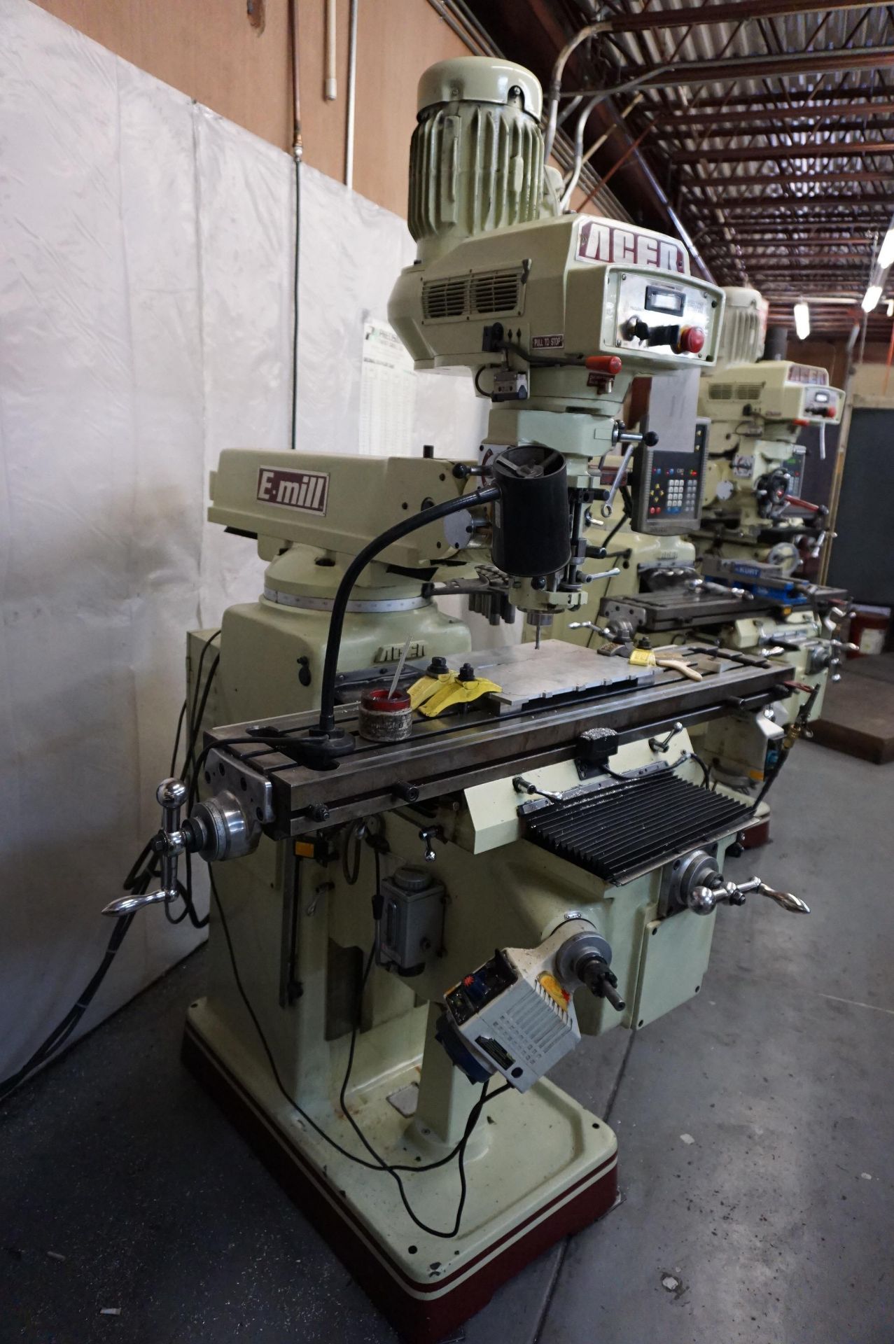 2005 ACER MANUAL VERTICAL MILLING MACHINE, MODEL EVS-3VK, S/N M5050095S9, NEWALL C80 2 AXIS DRO, 10" - Image 2 of 6