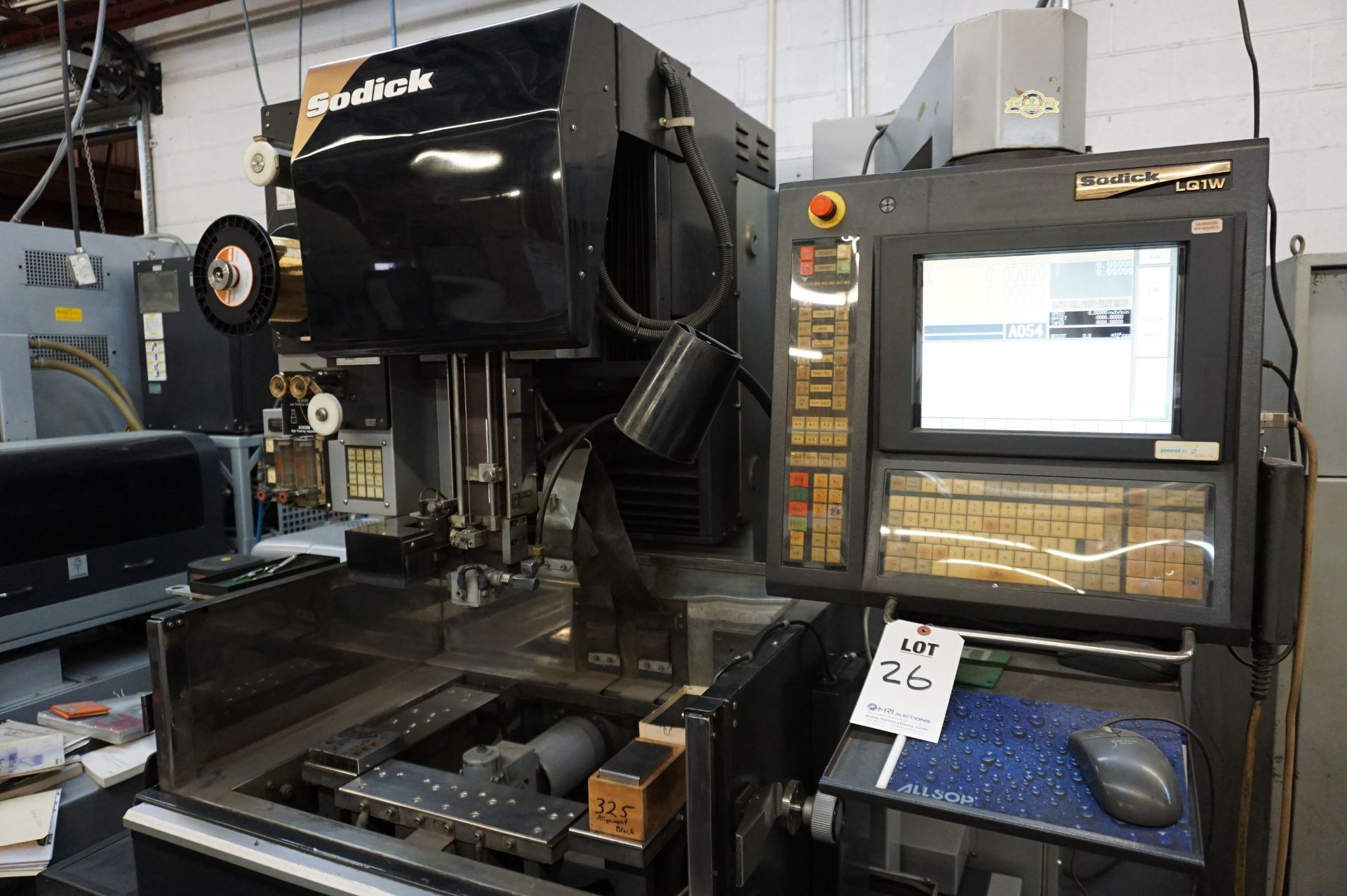 2004 SODICK AQ325L WIRE EDM, S/N 2112, WITH LQ1W CONTROL S/N 0407, CUT TIME 6,697 HOURS, WITH - Image 3 of 13
