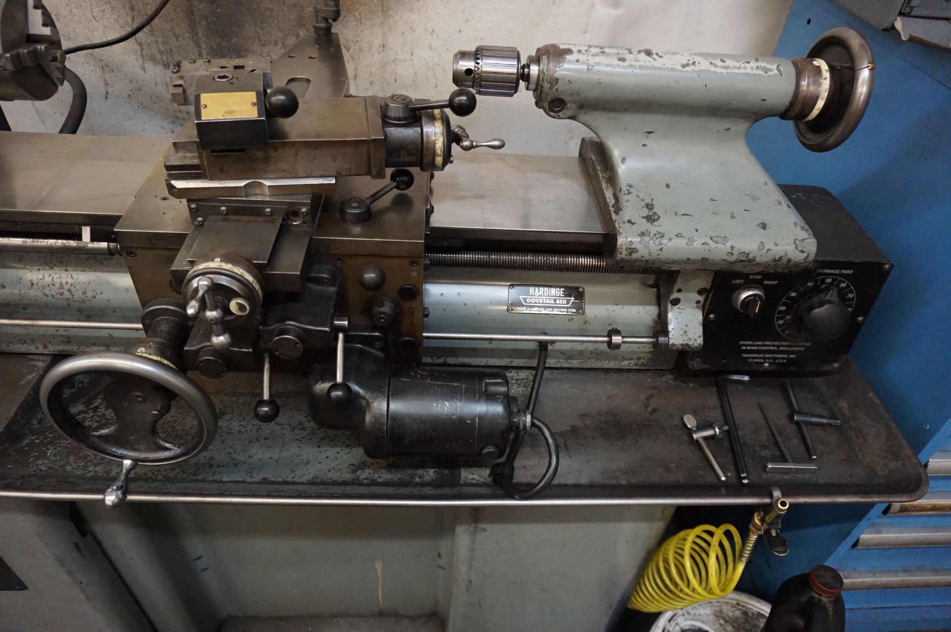 HARDINGE TOOL ROOM LATHE, MODEL HLV-H, HP 1.5, 220 V, CYCLES 60, 3 PHASE, DOVETAIL BED, WITH MANUALS - Image 5 of 9