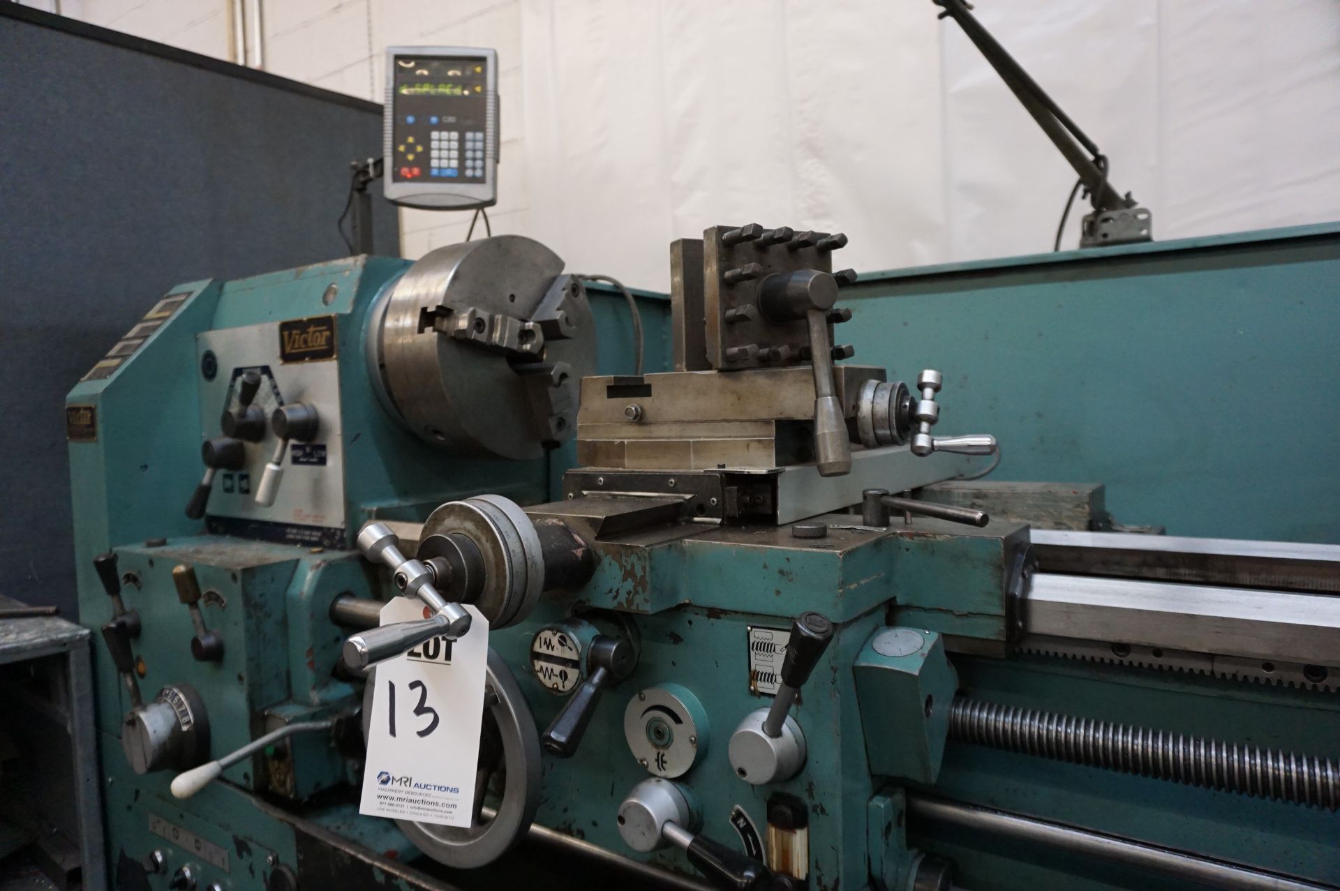 VICTOR 2080 ENGINE LATHE, S/N 710344, 10 HP, 220 V, CYCLES 60, 3 PHASE, CART WITH MANUALS, CHUCKS, - Image 3 of 10