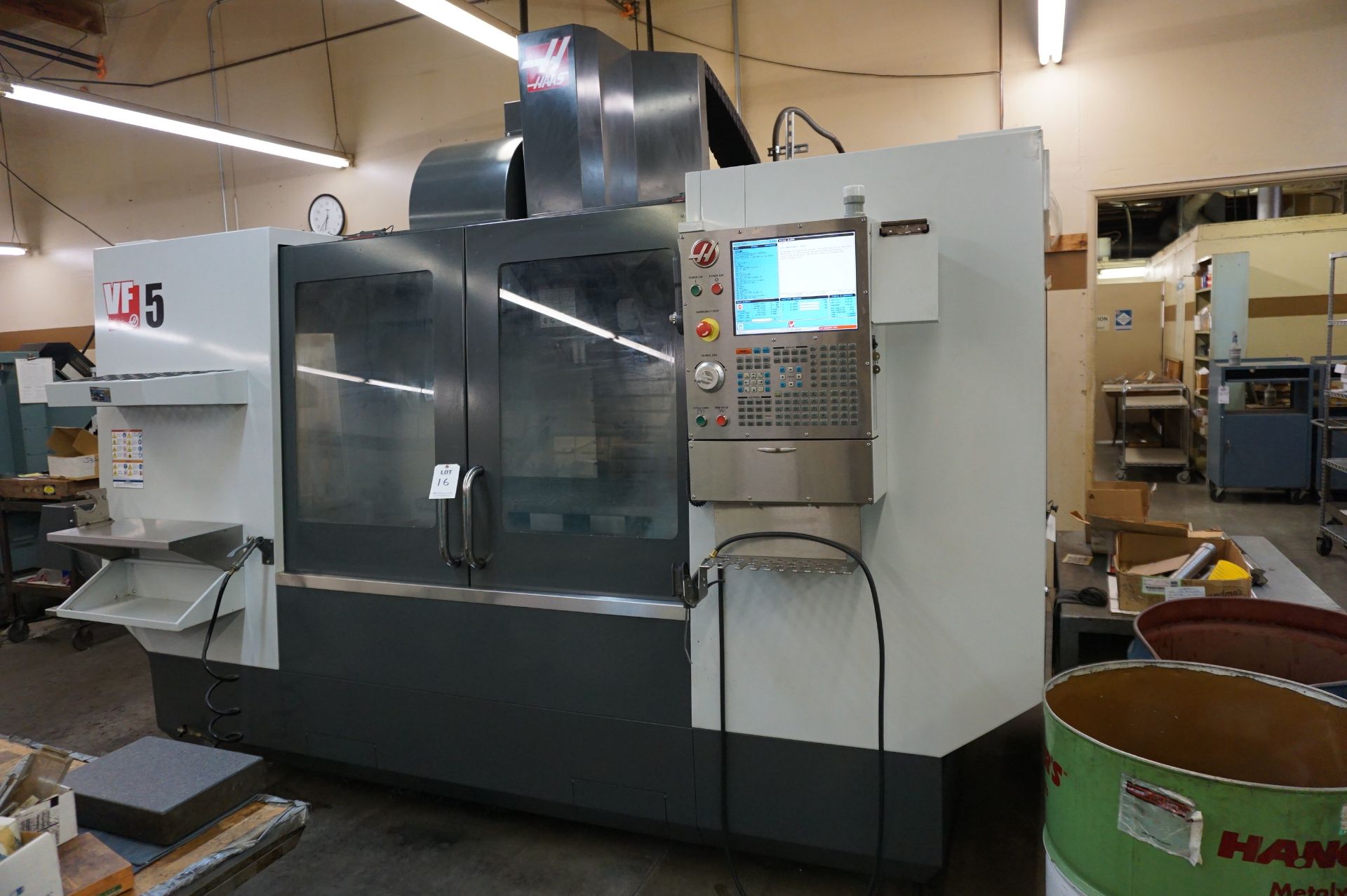 2015 HAAS VF-5/40 CNC VERTICAL MACHINING CENTER, S/N 1124271, MFG. 06/2015, HAAS CONTROL, 30 HP 8100