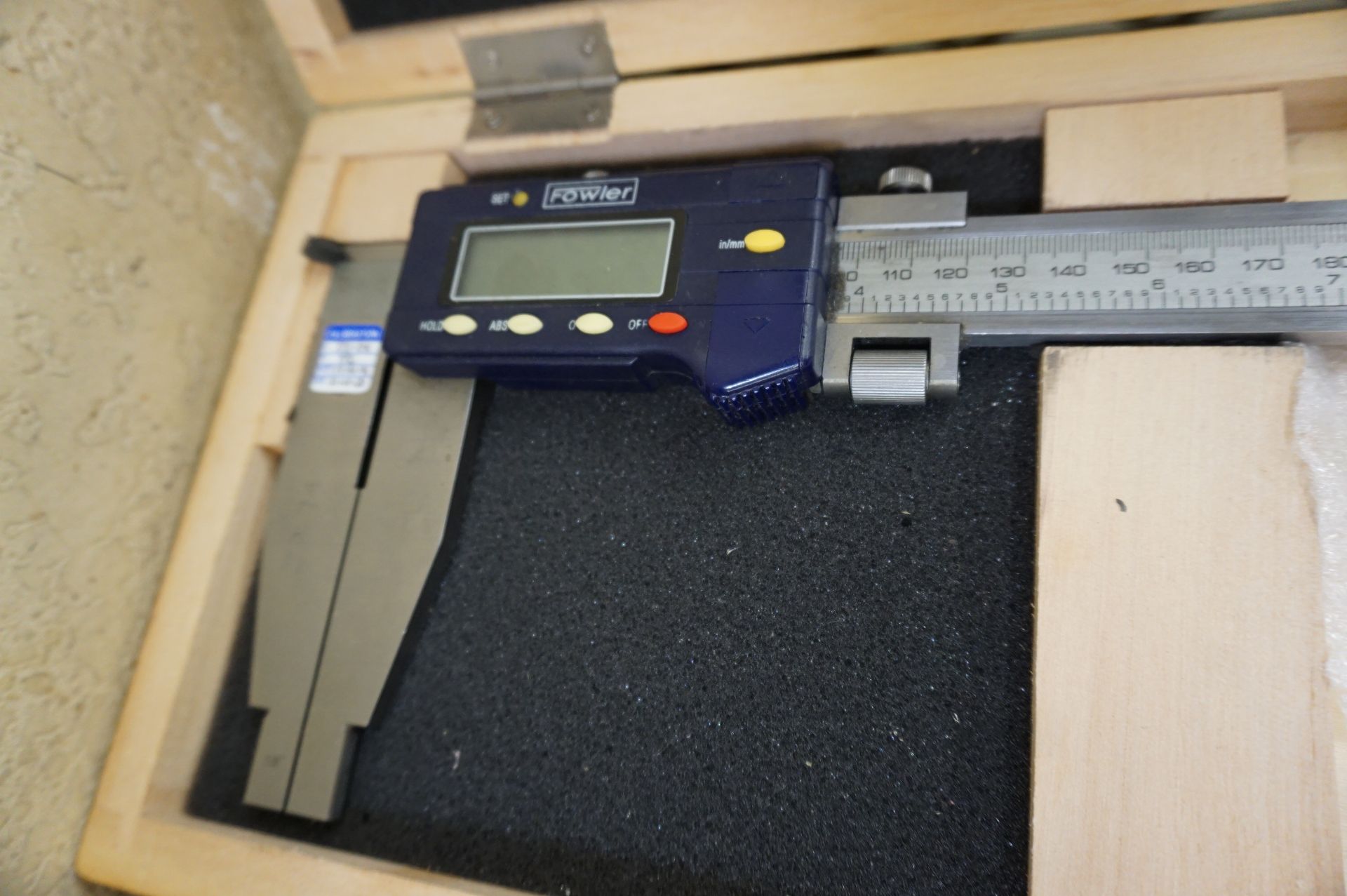 FOWLER 24" DIGITAL CALIPER - Image 2 of 3