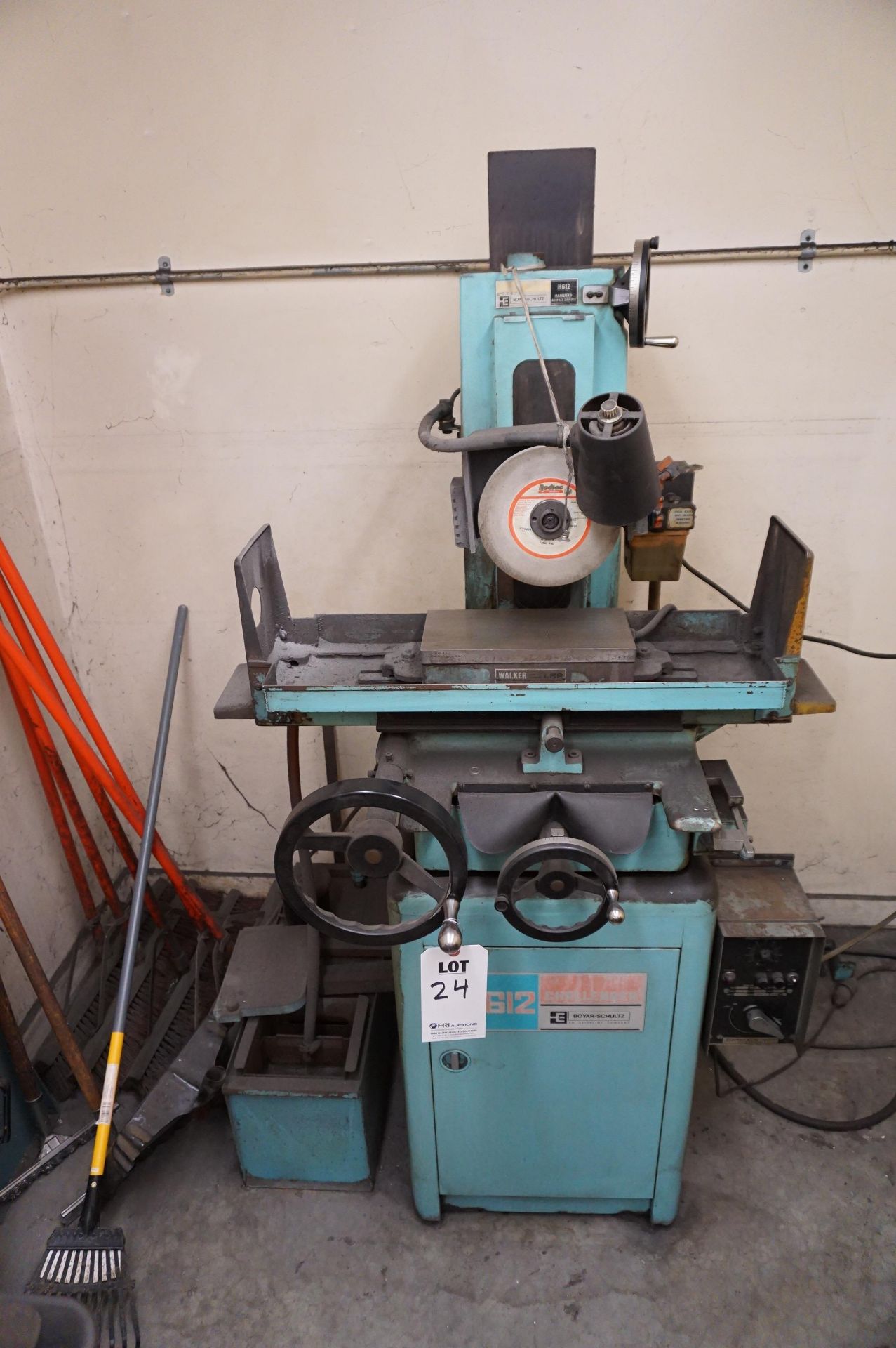BOYAR-SCHULTZ SURFACE GRINDER WITH VARIABLE MAGNETIC CHUCK