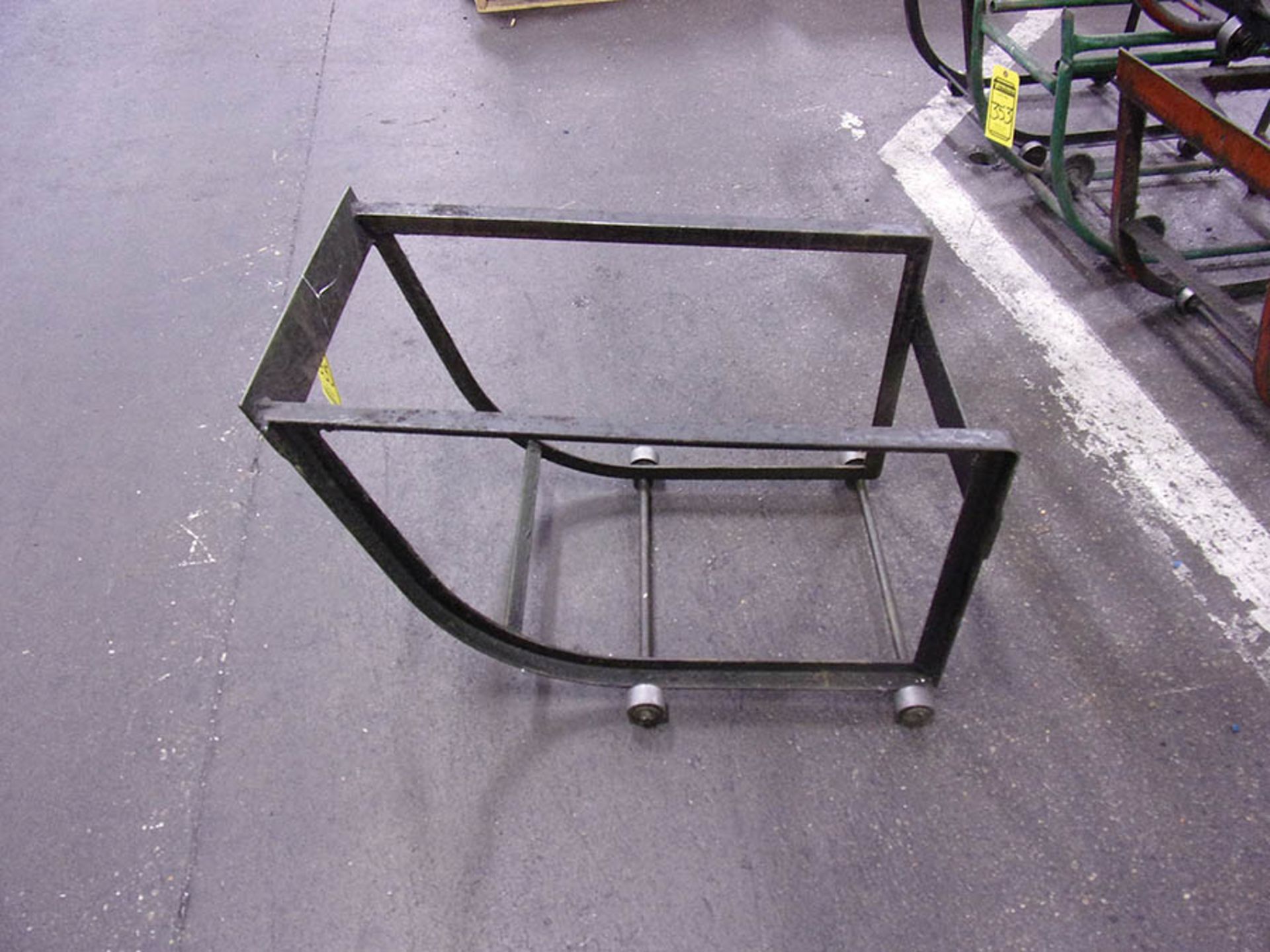 BARREL CART WITH STAND