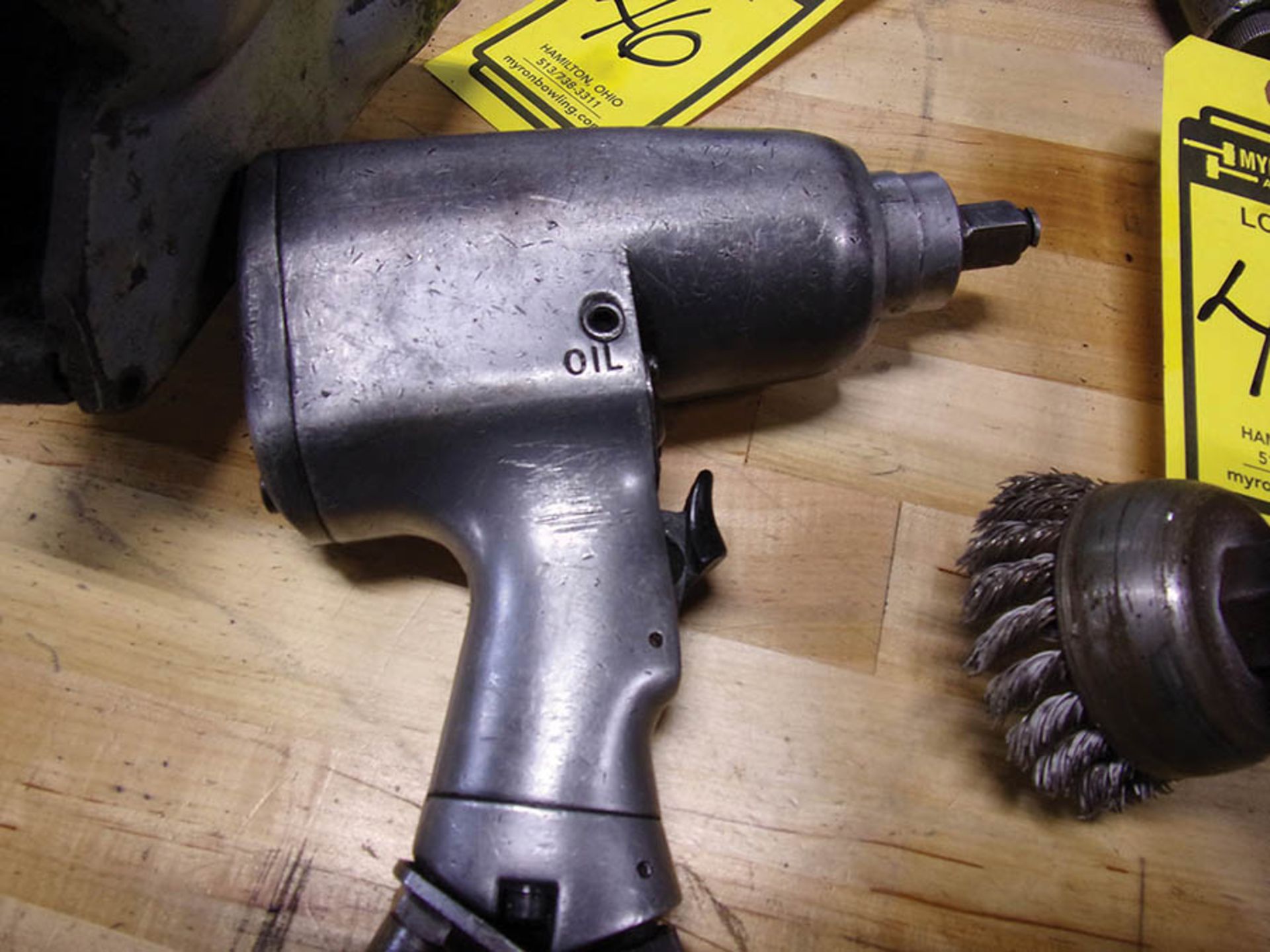 1/2'' PNEUMATIC IMPACT WRENCH