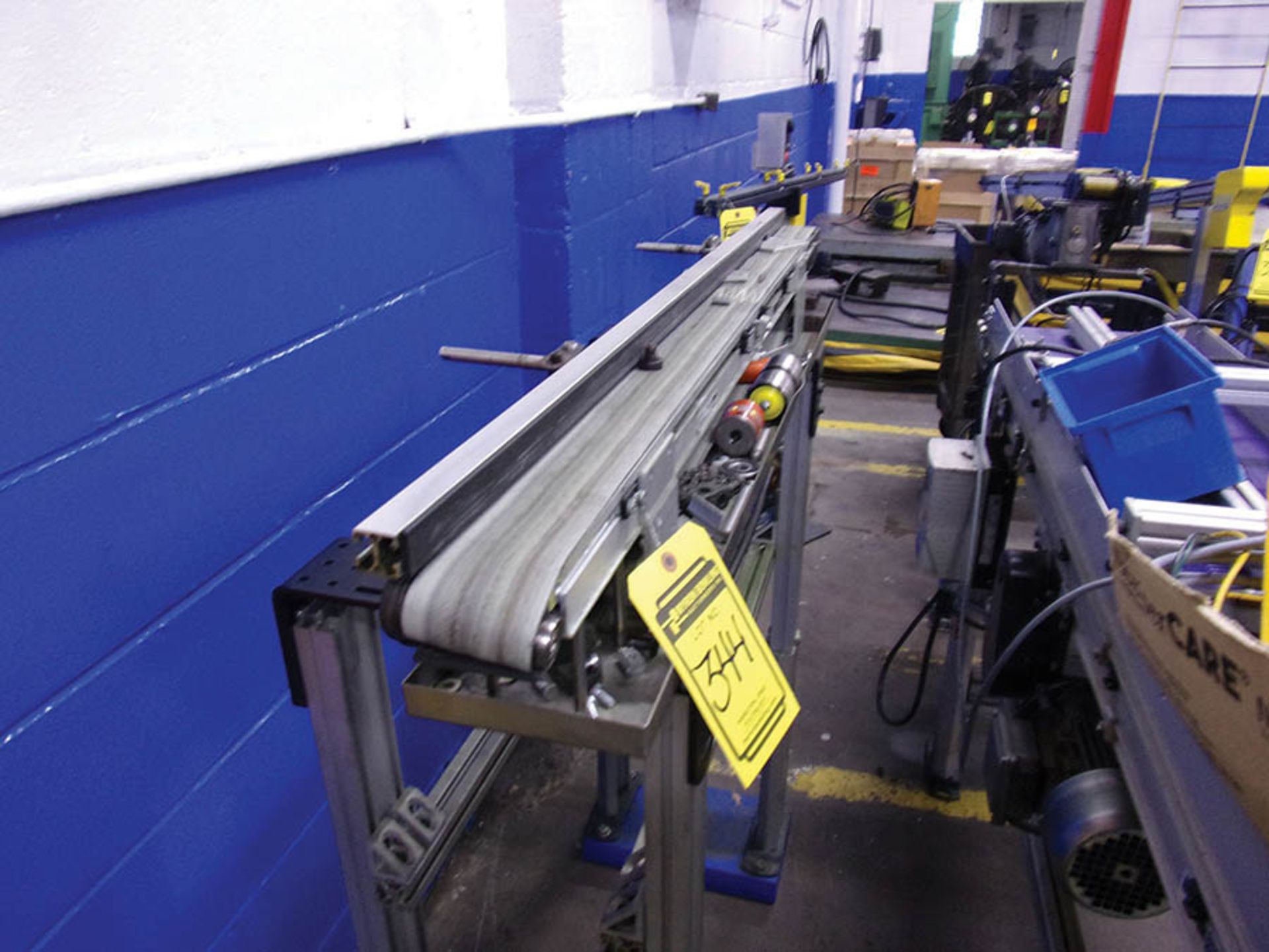 DORNER 2200 SERIES CONVEYOR, 2 1/2'' X 48''