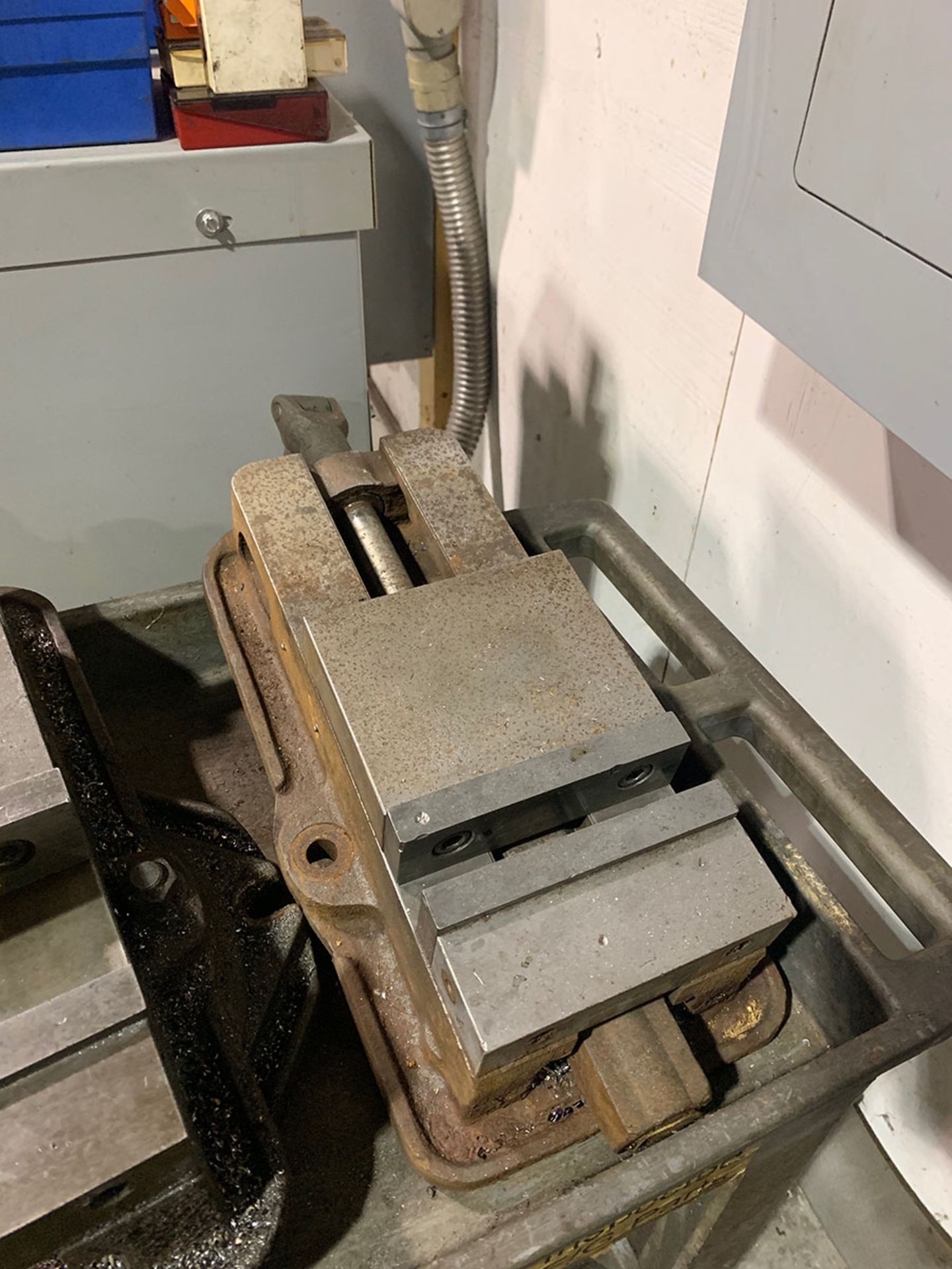 MACHINE VISE