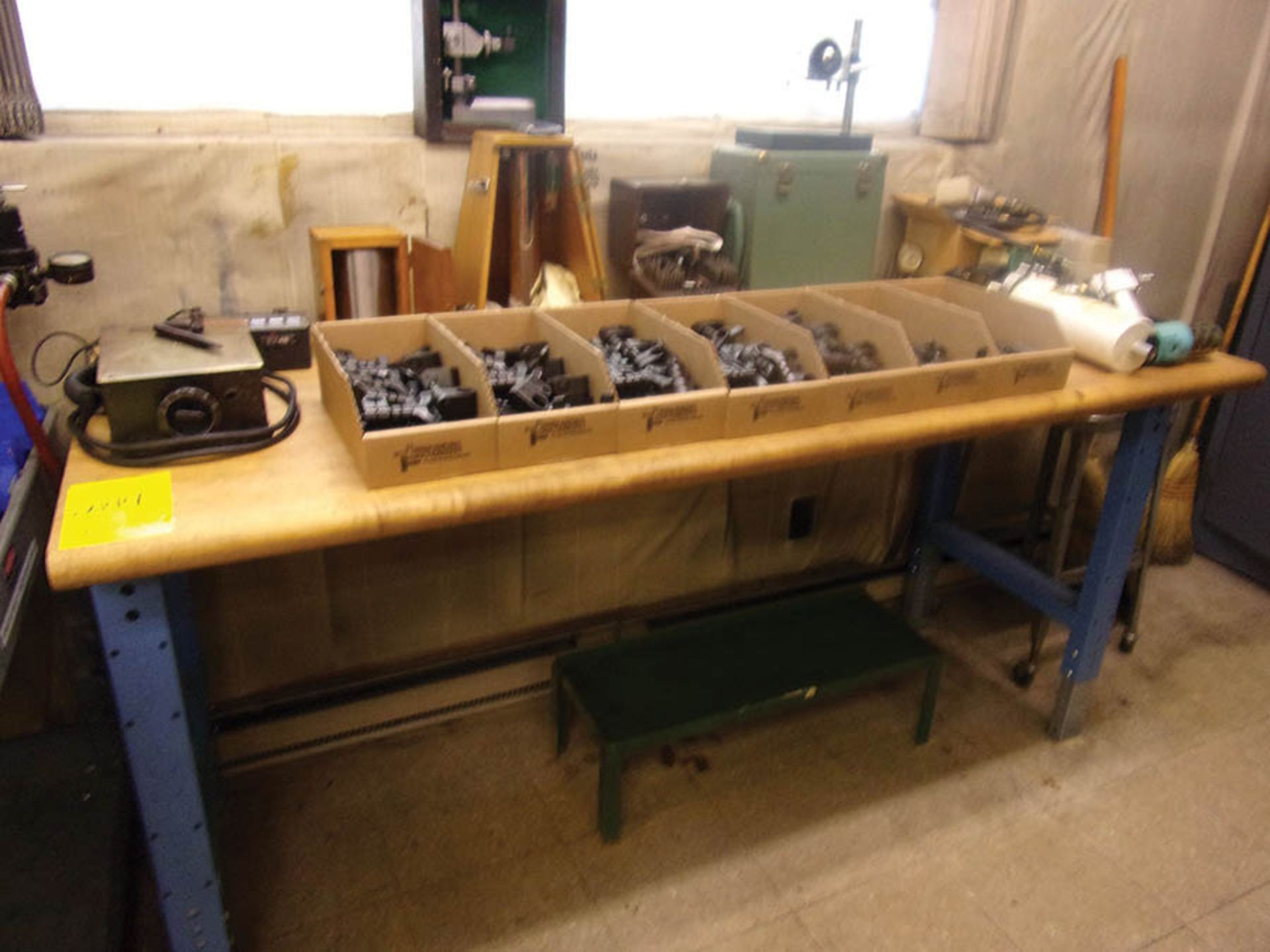 WORKBENCH AND CONTENTS; INDICATOR STAND PARTS, STAKING SET, ROUGHNESS SAMPLES - Image 3 of 3