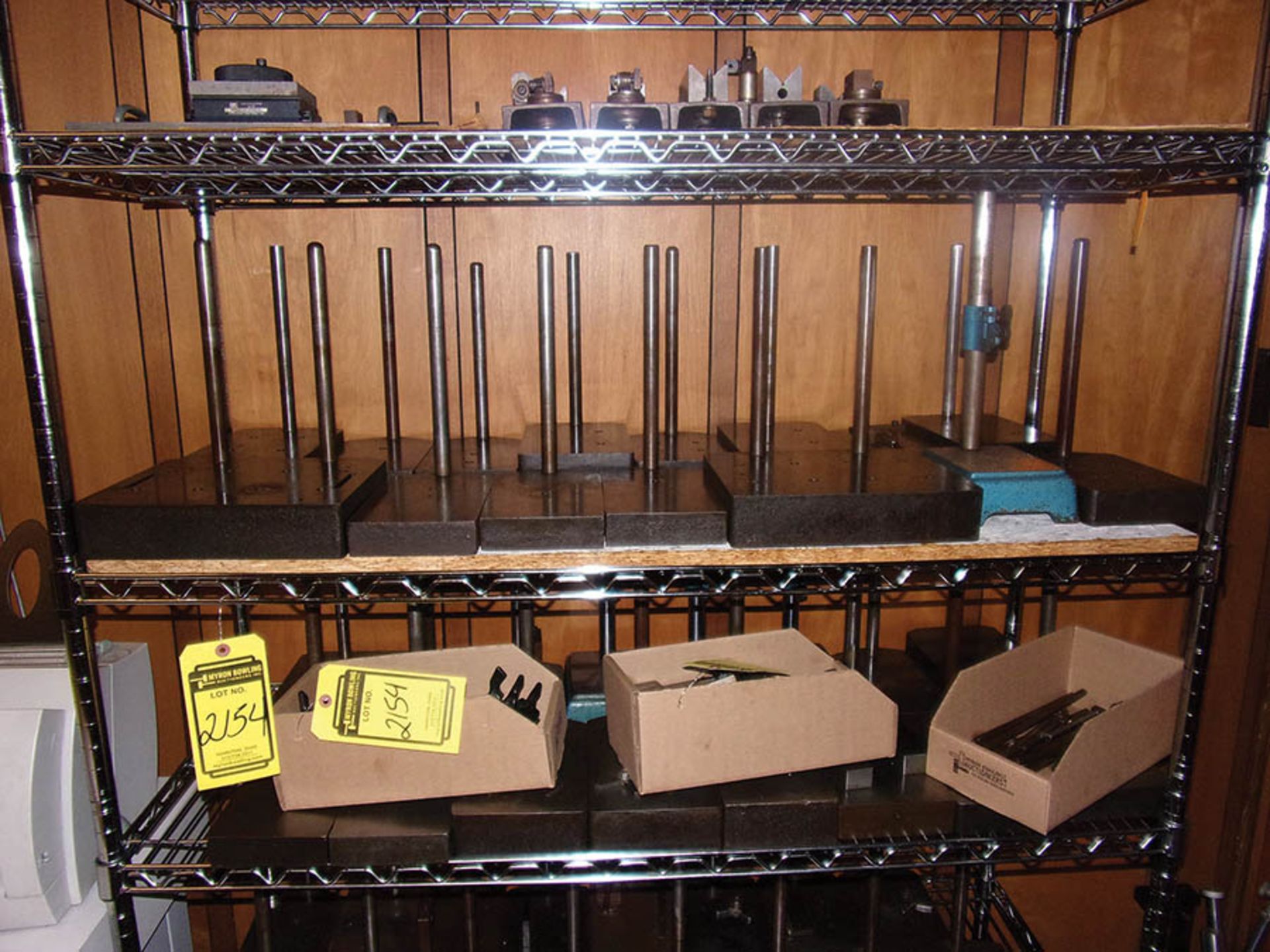 SHELF UNIT W/ STANDS AND WORKHOLDING