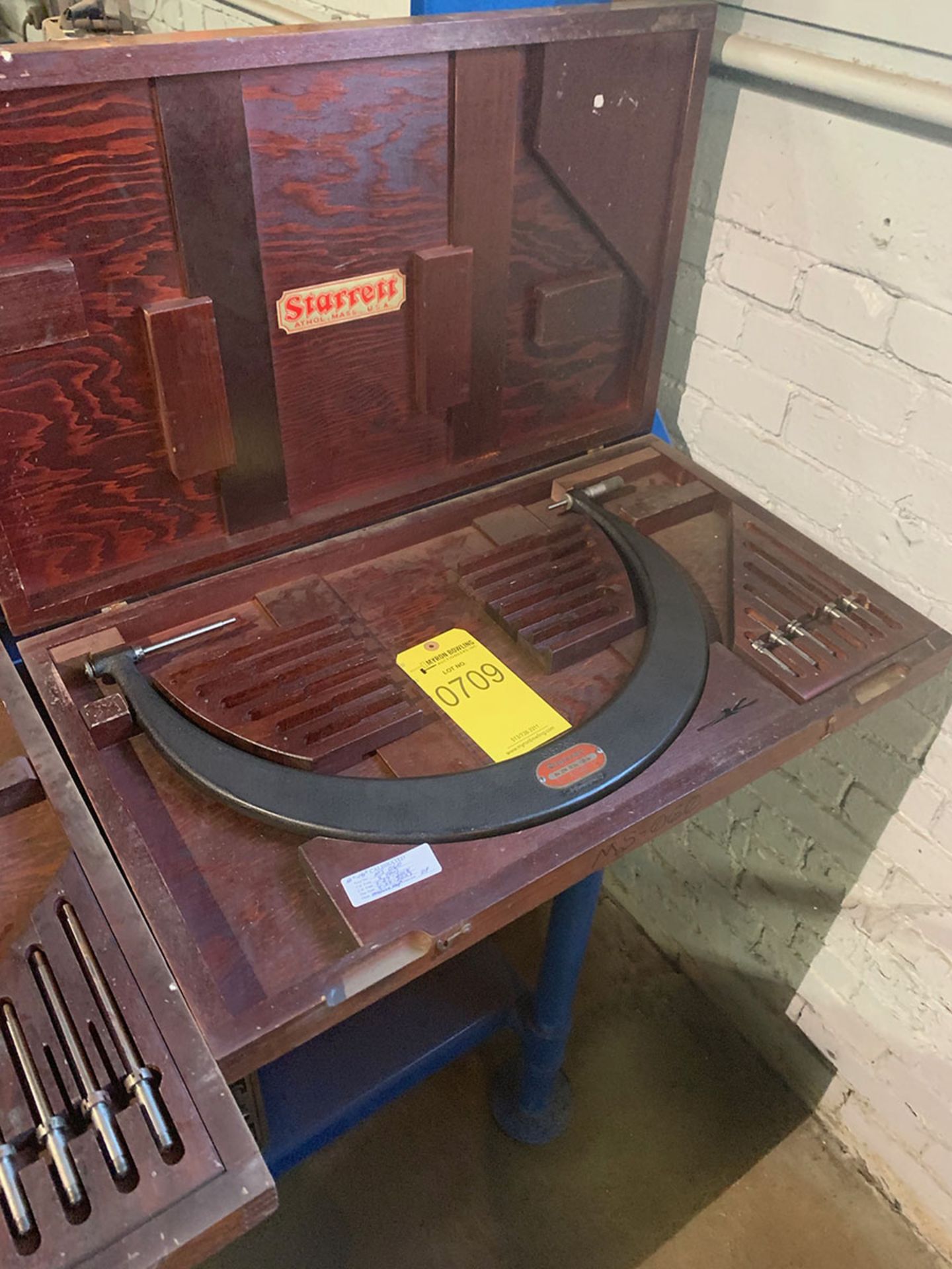 STARRETT TUBULAR MICROMETER 12''-18''