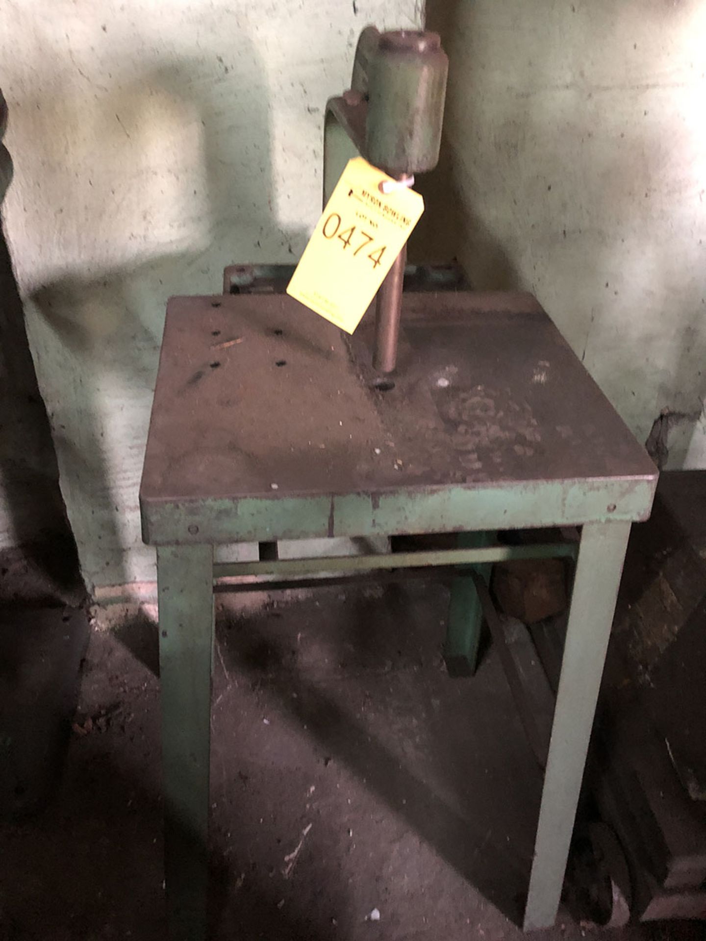 HAND TAPING MACHINE