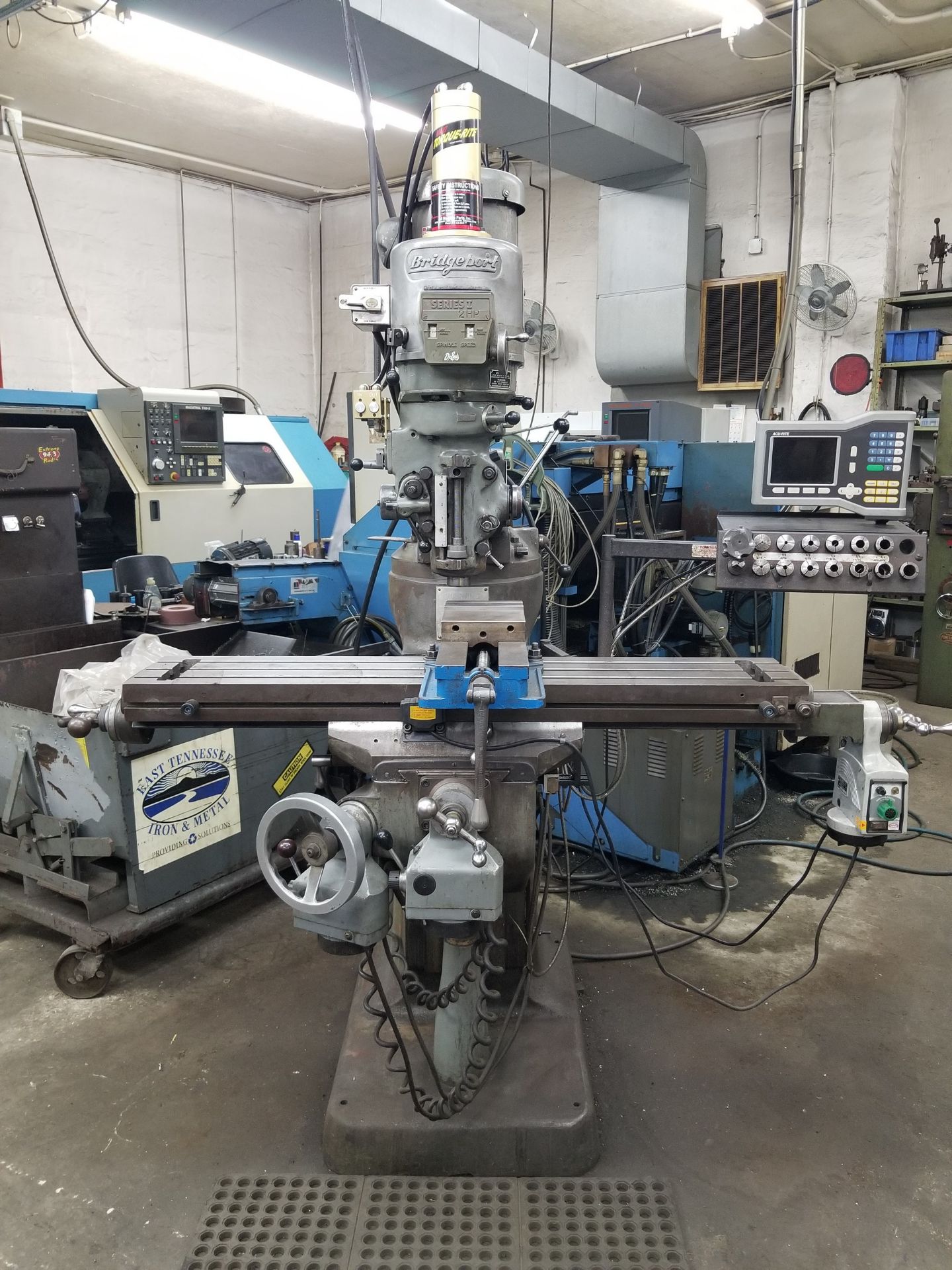 BRIDGEPORT SERIES 1 VERTICAL MILLING MACHINE; S/N 2J-98438-2, 2-HP, TORQUE RITE POWER DRAW BAR,