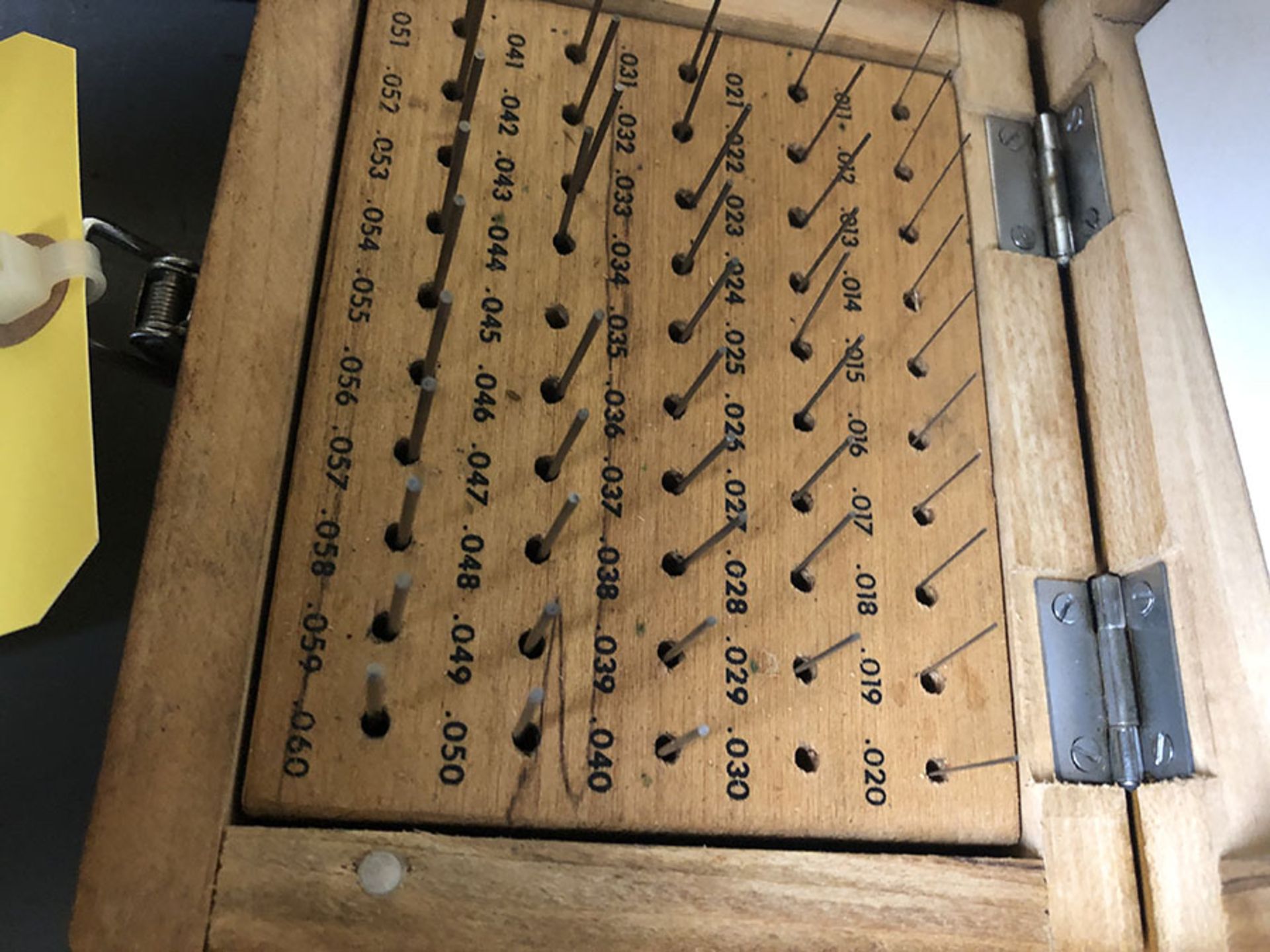 PIN GAUGE SET; MODEL M-8, .011-.060