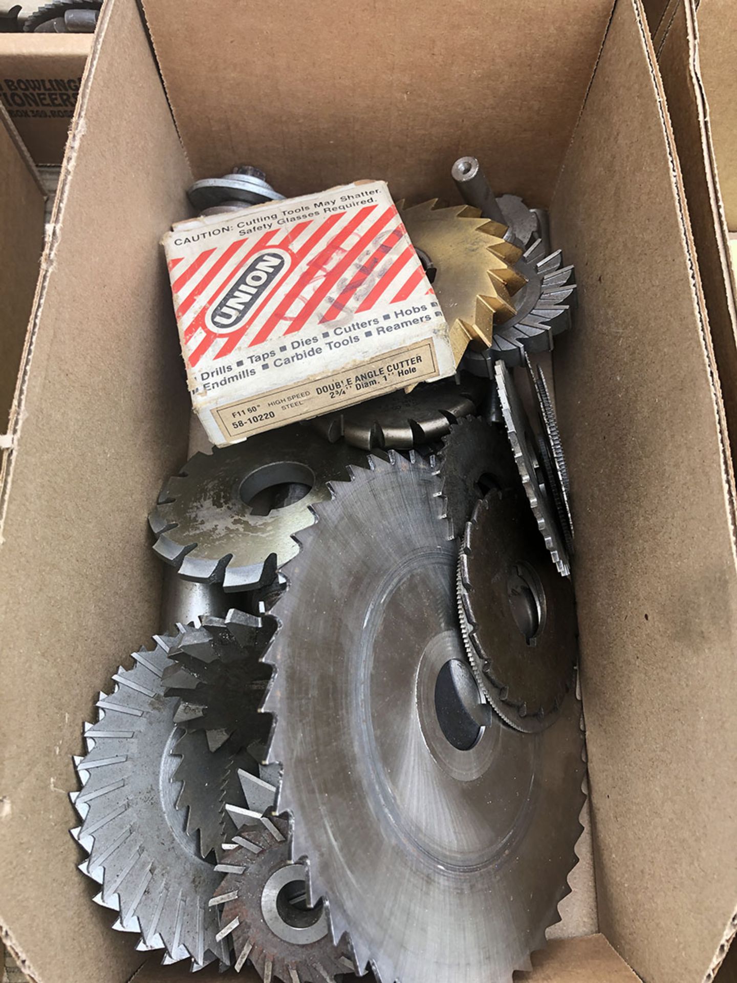 LOT OF ASSORTED CUTTERS