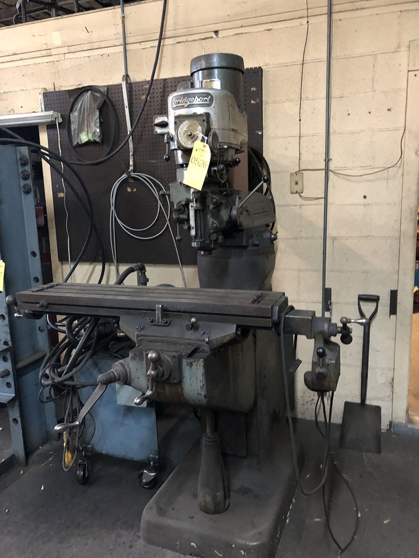 BRIDGEPORT VERTICAL MILL MACHINE; 60-4200 RPM, 42'' X 9' SLOTTED TABLE - Image 2 of 2