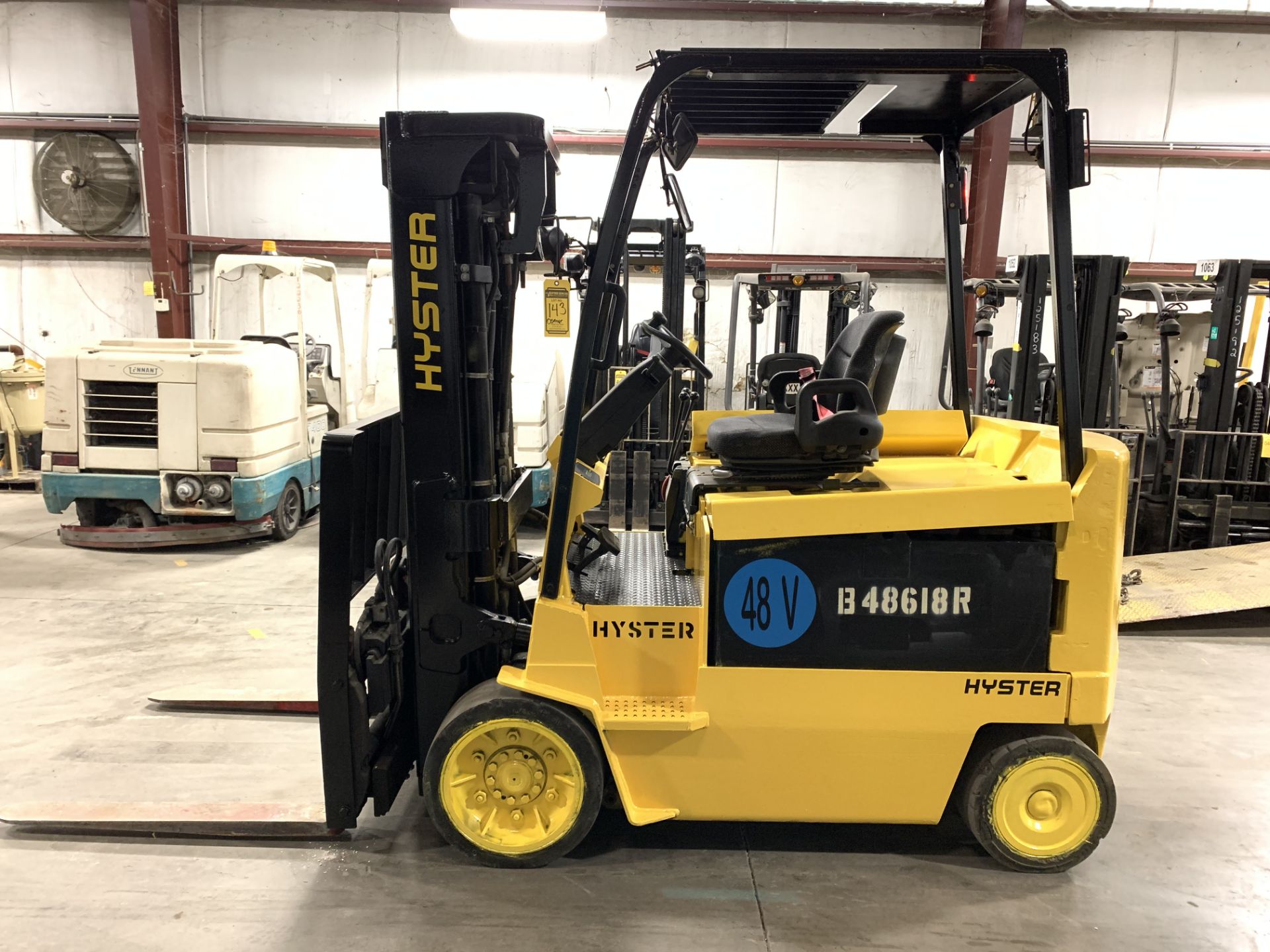 *LOCATED OHIO* 2011 YALE 8,000-LB CAP FORKLIFT, MODEL: E80Z, 48V, SOLID TIRES, 3-STAGE, SIDEHSIFT