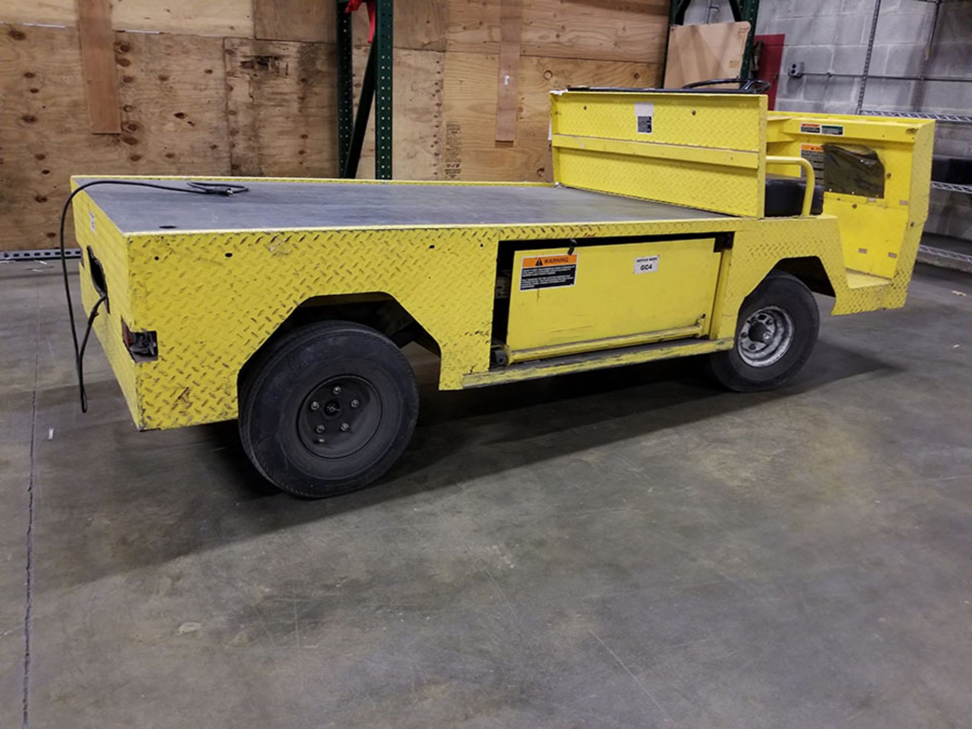 2002 CUSHMAN PNEUMATIC TIRES, TEXTRON TITAN 36V FOREMAN UTILITY CART, S/N LM14587, 74’’ X 44’’ - Image 8 of 8