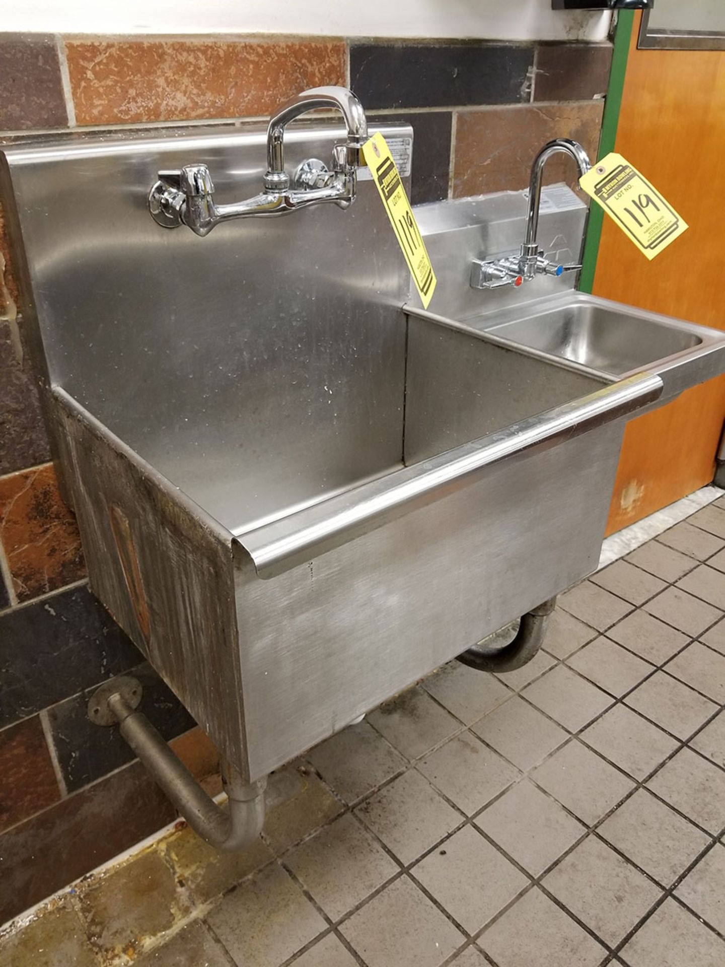 5' X 30’’ PREP TABLE WITH SINK, 21’’ X 18’’ X 14’’ STAINLESS STEEL SLOP SINK, DUAL BASIN STAINLESS - Image 2 of 13