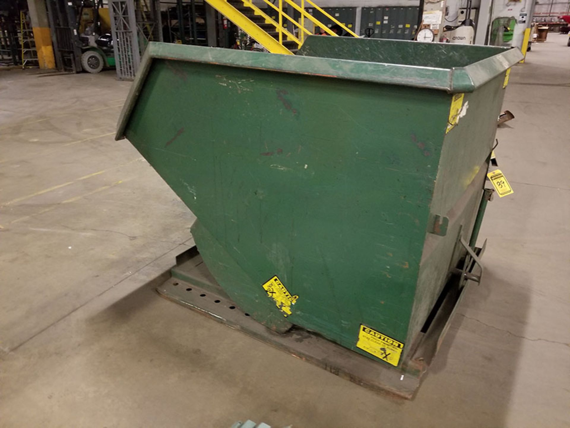 JESCO 2.5 YARD SELF-DUMPING HOPPER, 2,000 LB. CAPACITY - Image 2 of 6