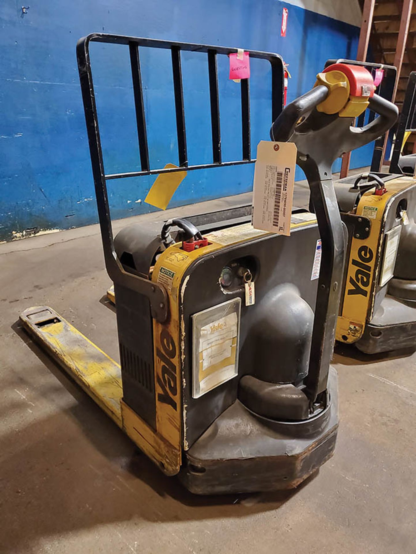 2014 YALE 4,000 LB. ELECTRIC WALK BEHIND PALLET JACK, MODEL MPB040-EN24T2748, S/N B827N61908M, 24- - Image 10 of 11