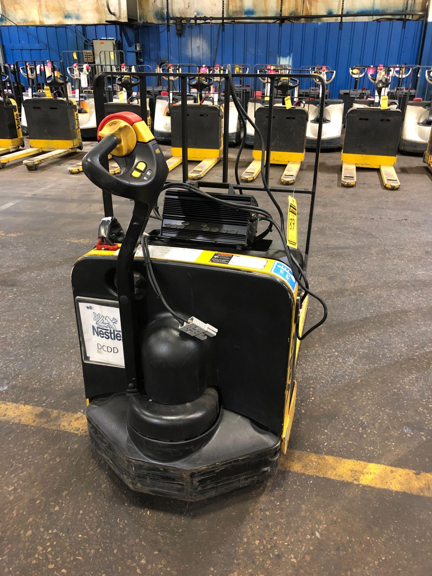 2014 YALE 4 000 LB ELECTRIC WALK BEHIND PALLET JACK MODEL MPB040 