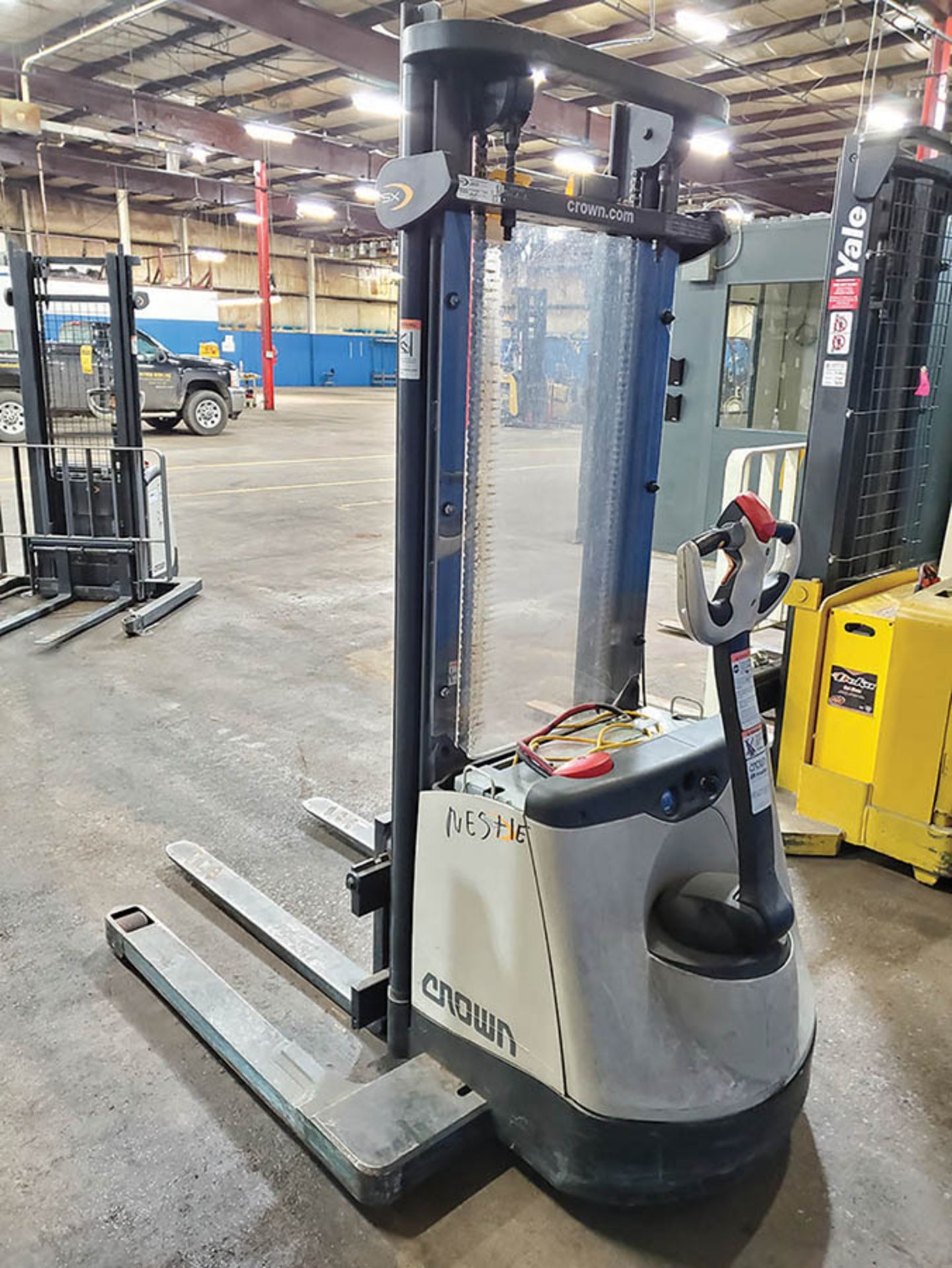 CROWN 3,000 LB. ELECTRIC WALKIE STACKER, MODEL SX3000-30, S/N 5A516776, 24-VOLT, 128’’ LIFT - Image 8 of 12