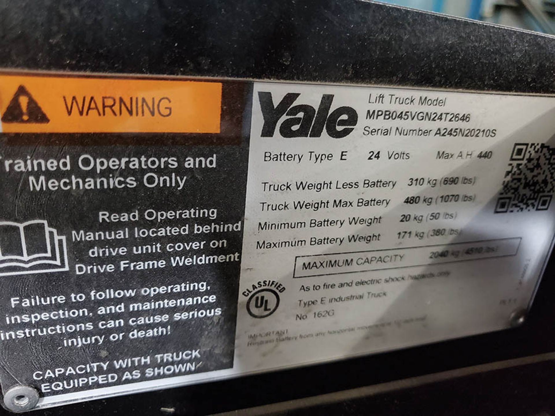 2019 YALE 4,500 LB. ELECTRIC PALLET JACK, MODEL MPB045VGN24T2646, 24-VOLT, TYPE E, 440 A.H., 46’’ - Image 9 of 9