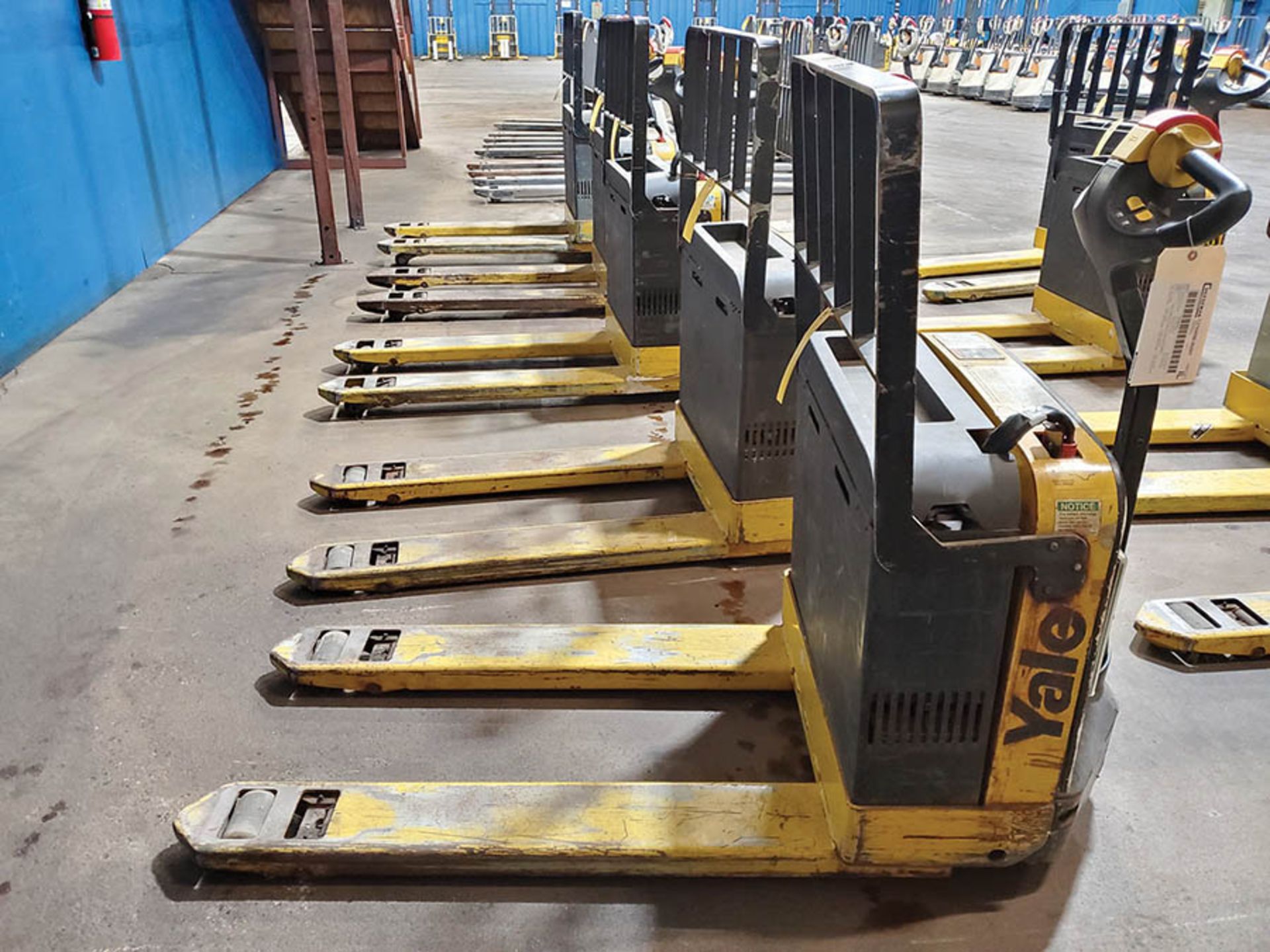 2014 YALE 4,000 LB. ELECTRIC WALK BEHIND PALLET JACK, MODEL MPB040-EN24T2748, S/N B827N61908M, 24-