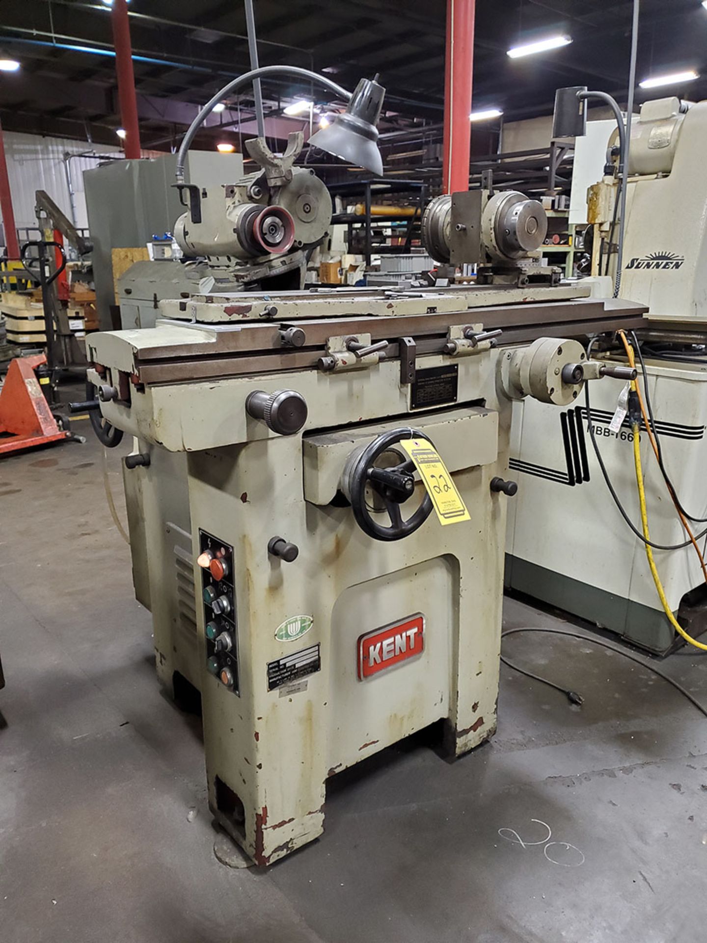 1982 KENT TOOL GRINDER, MODEL KCT-40S, S/N 820508-2, 5’’ X 36’’ TABLE, 2600/3700/6200 RPM SPEEDS, - Image 2 of 20