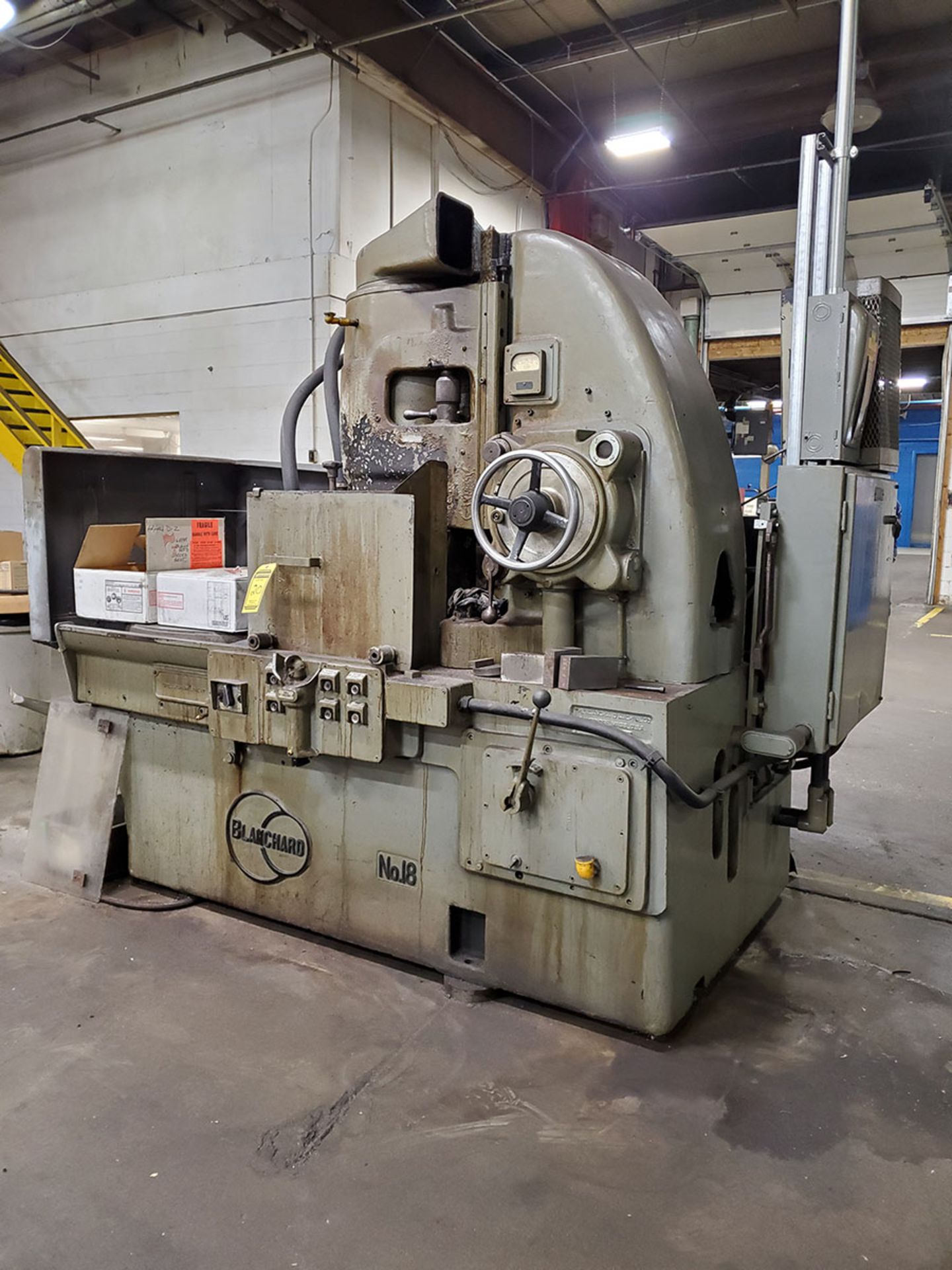BLANCHARD NO. 18 3' HORIZONTAL ROTARY GRINDER, TABLE STOP ADJUSTMENT, (3) BOXES OF SPARE GRINDING - Image 3 of 17