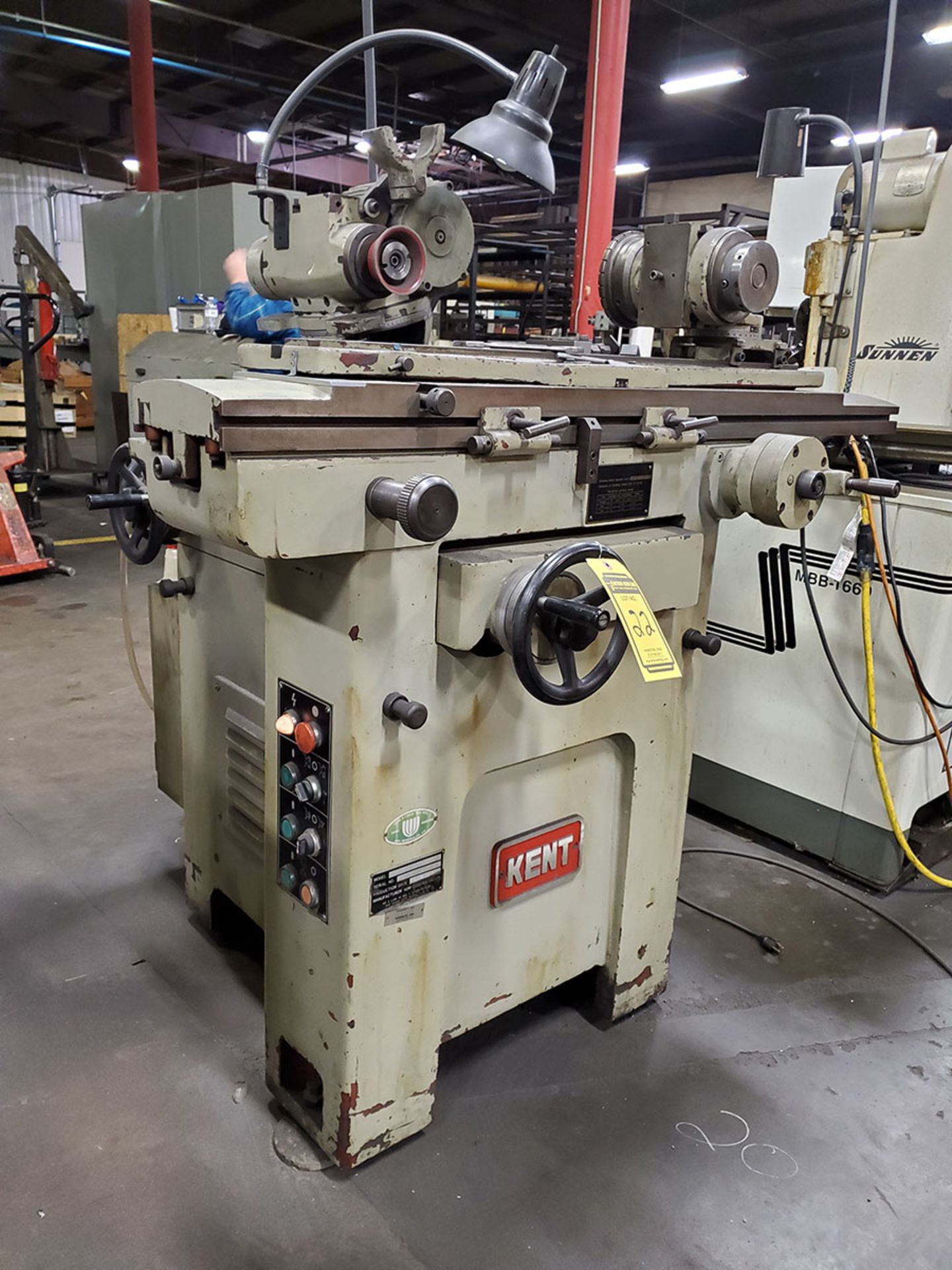 1982 KENT TOOL GRINDER, MODEL KCT-40S, S/N 820508-2, 5’’ X 36’’ TABLE, 2600/3700/6200 RPM SPEEDS, - Image 16 of 20