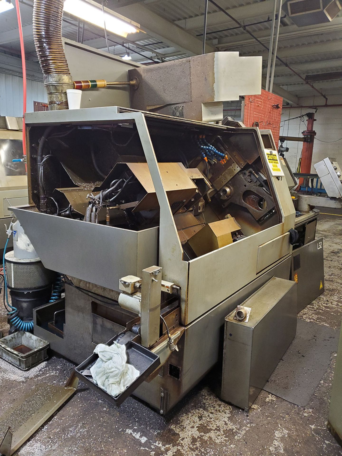 CITIZEN SWISS L32 HORIZONTAL LATHE (OUT OF SERVICE, PARTIALLY DISASSEMBLED), NOT OPERATIONAL - Image 5 of 15