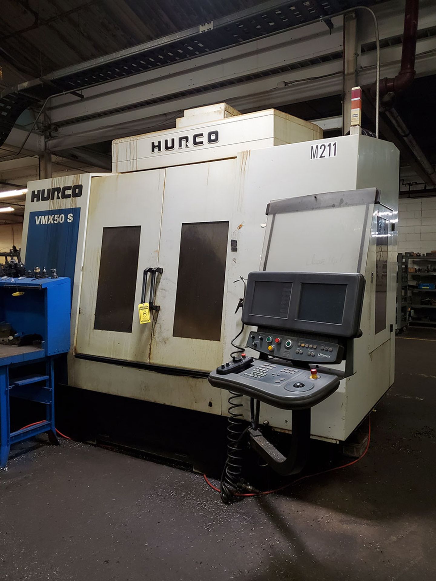 HURCO VMX50S CNC VERTICAL MACHINING CENTER, ATS, PENDANT CONTROL, HURCO ULTIMAX DRO CONTROL STATION, - Image 2 of 26