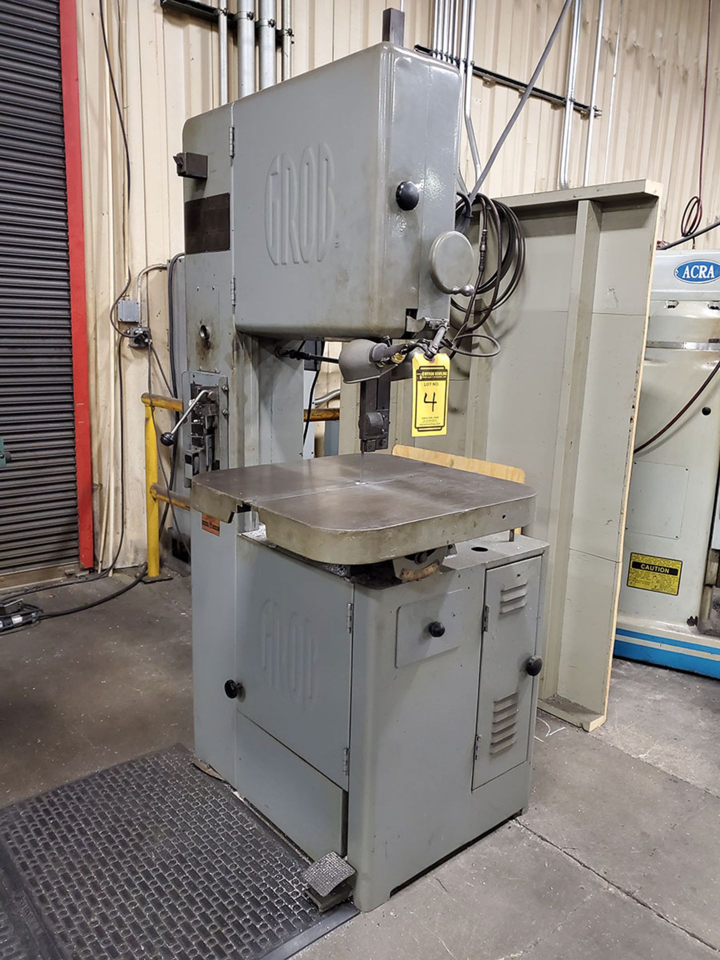 GROB VERTICAL BANDSAW, MODEL NS1, S/N 5698, BAND WELDER,  2' X 2' CONTOUR TABLE, 18’’ THROAT,