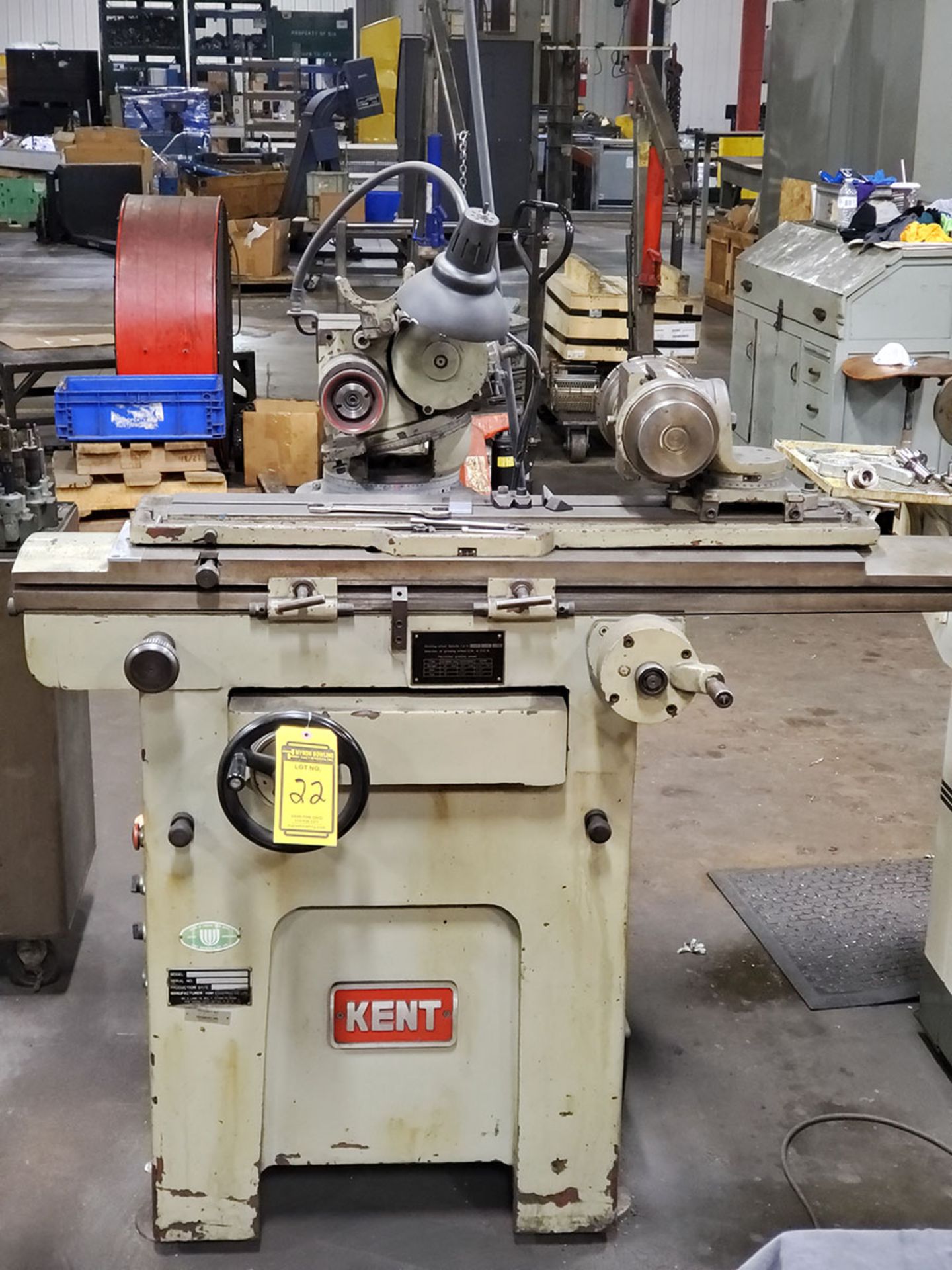 1982 KENT TOOL GRINDER, MODEL KCT-40S, S/N 820508-2, 5’’ X 36’’ TABLE, 2600/3700/6200 RPM SPEEDS, - Image 3 of 20