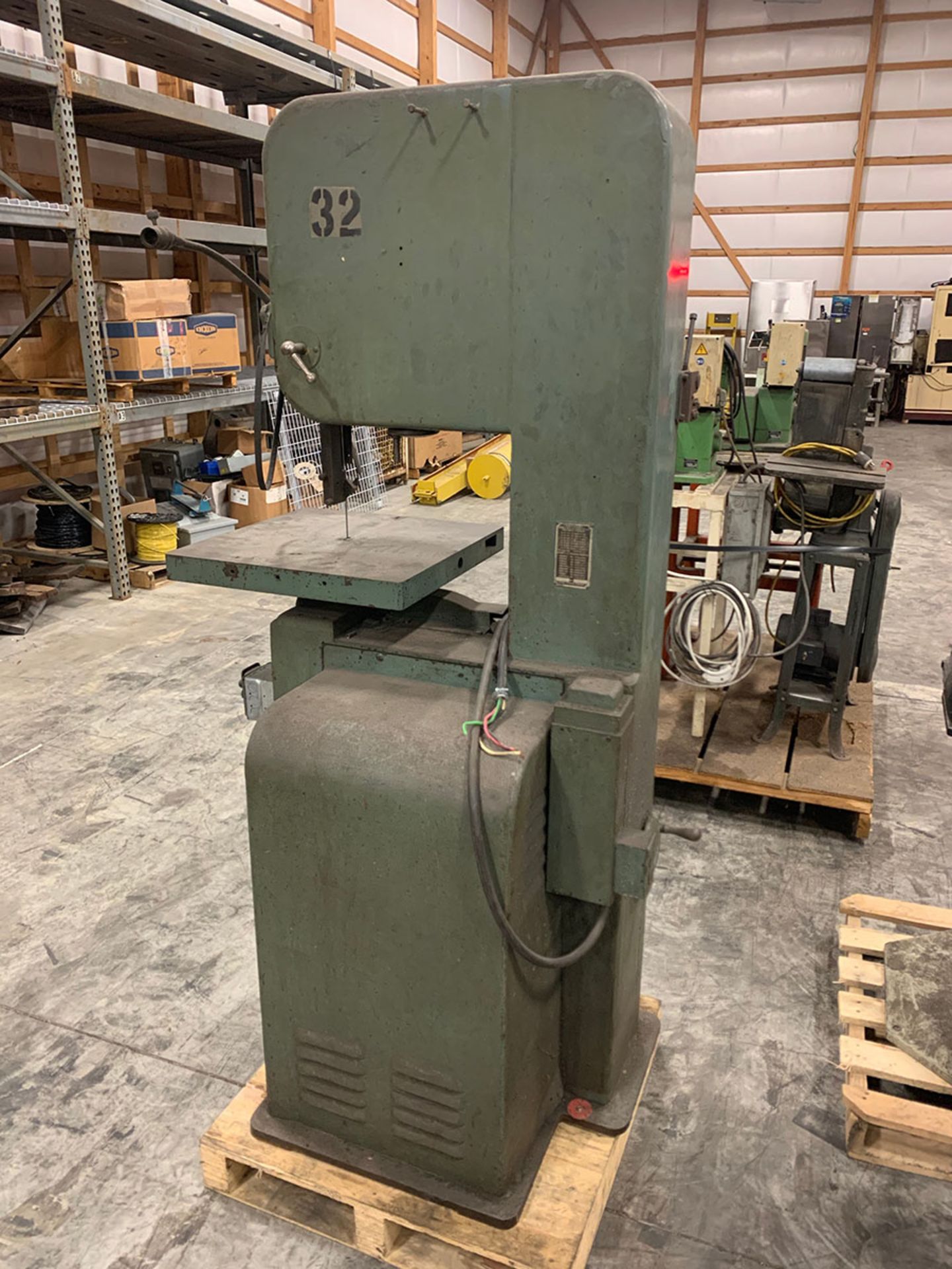 DOALL BANDSAW; MODEL DBW-1A, SIDE BLADE WELDER ***LOCATED AT 4570 PROGRESS DRIVE, COLUMBUS IN - Image 2 of 2